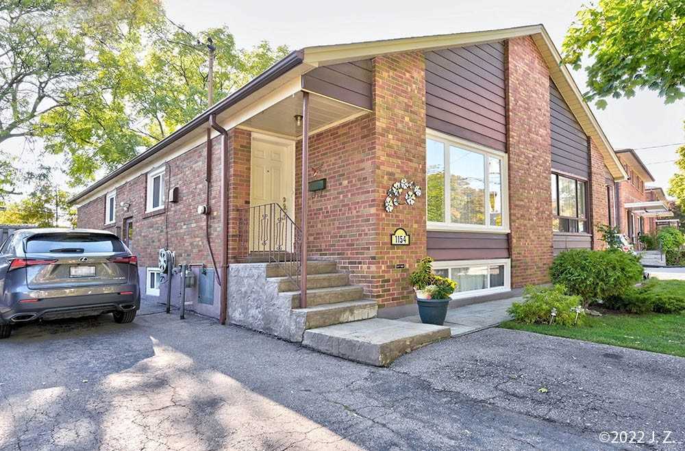 1154-flagship-dr-mississauga-on-semi-detached-sold-price-housesigma