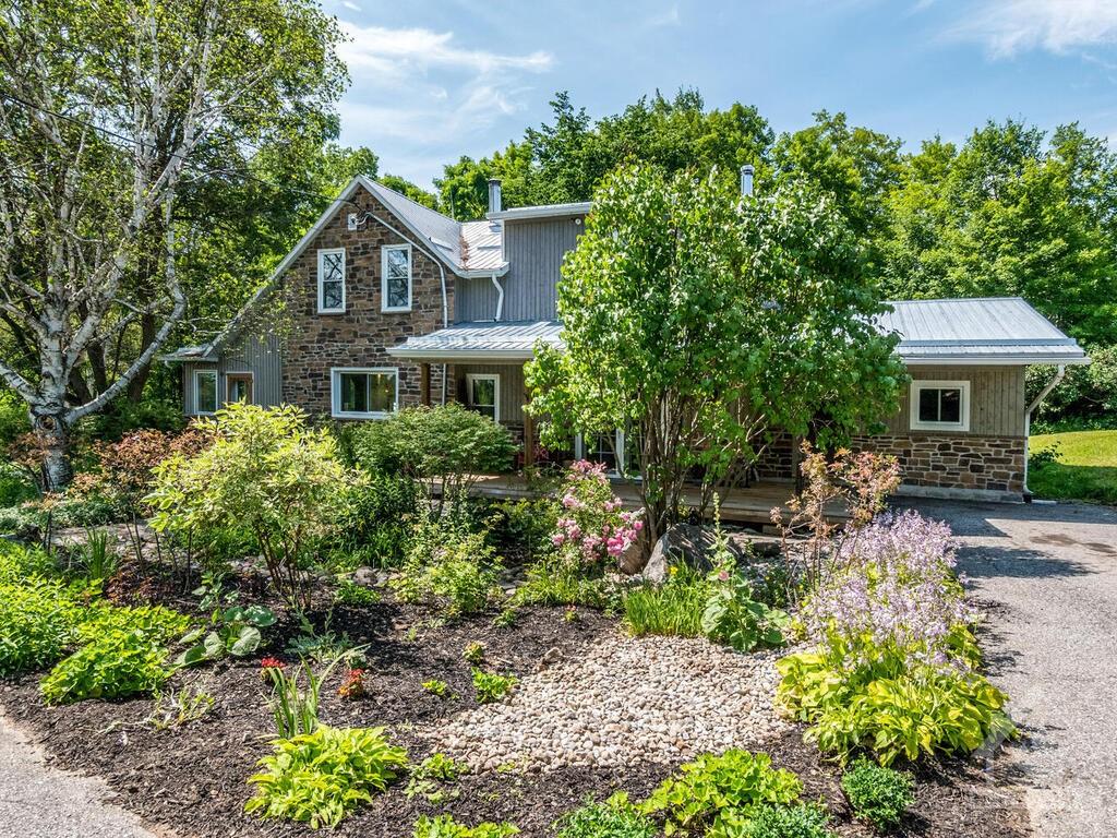 X,X50,000, Farm,Horse, 1568 TATLOCK Road, Almonte, 1251868 HouseSigma