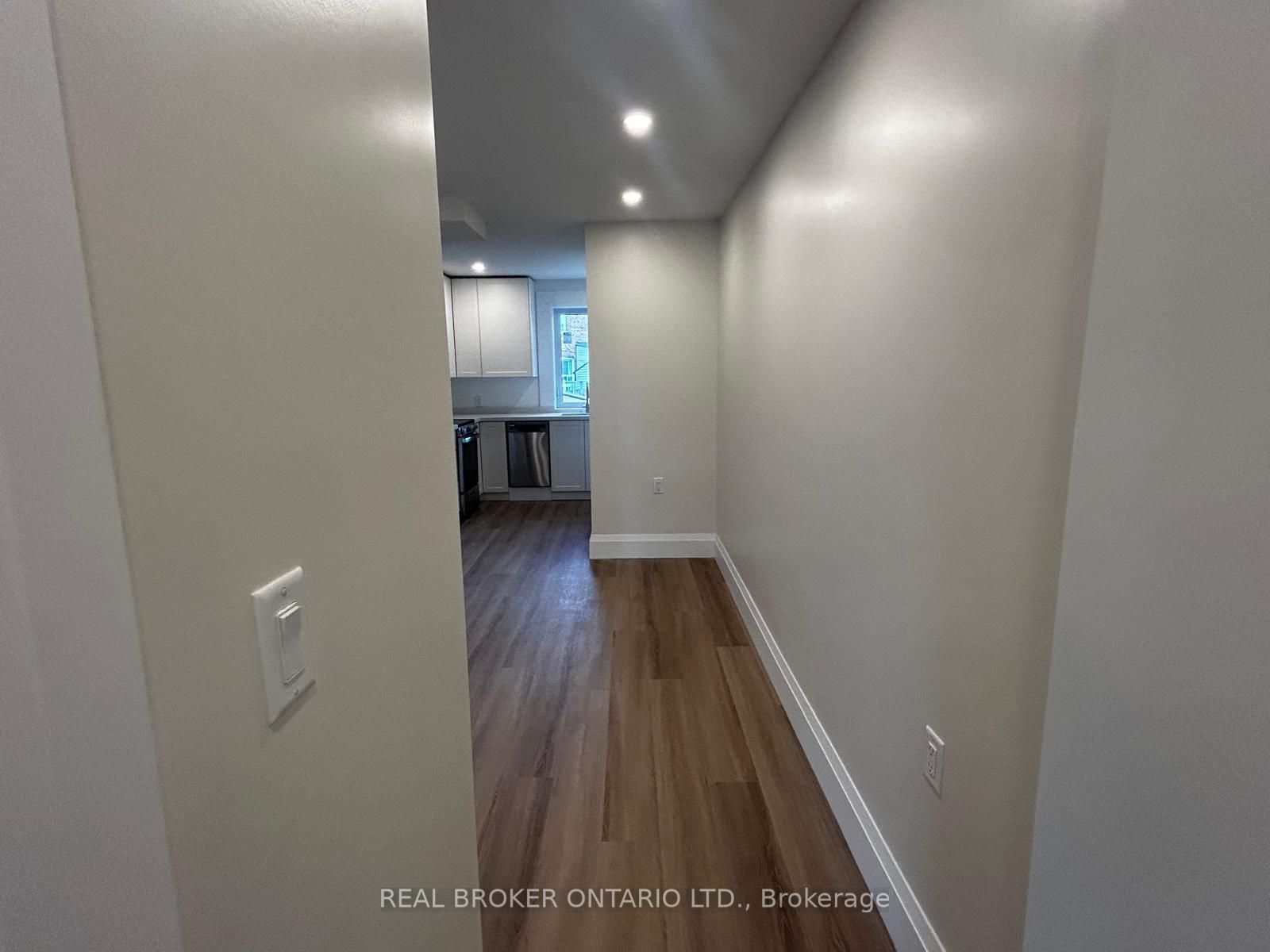 Unit 2 - 659 Vaughan Road, Toronto 3