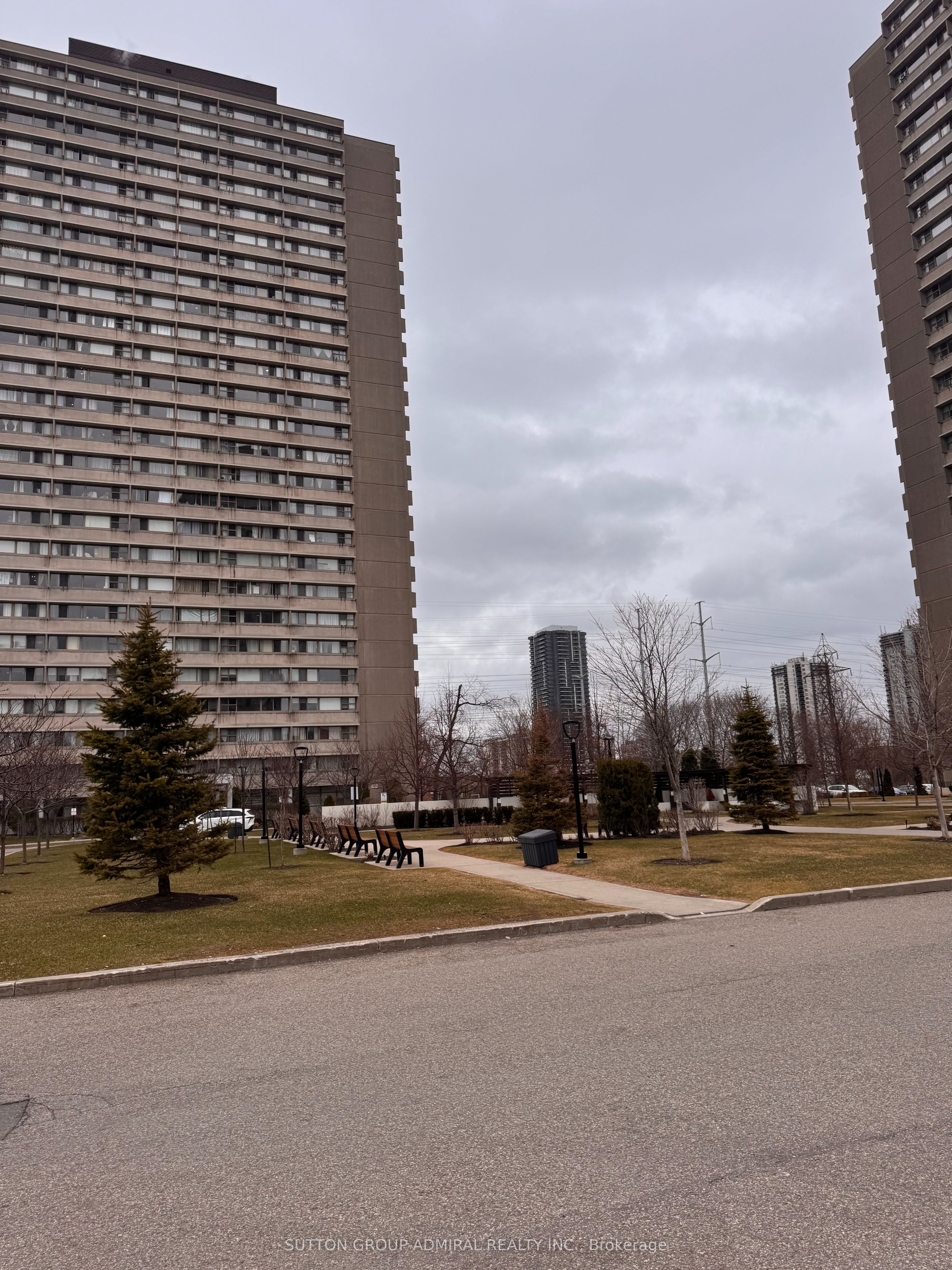 Unit 2405 - 715 Don Mills Road, Toronto 2