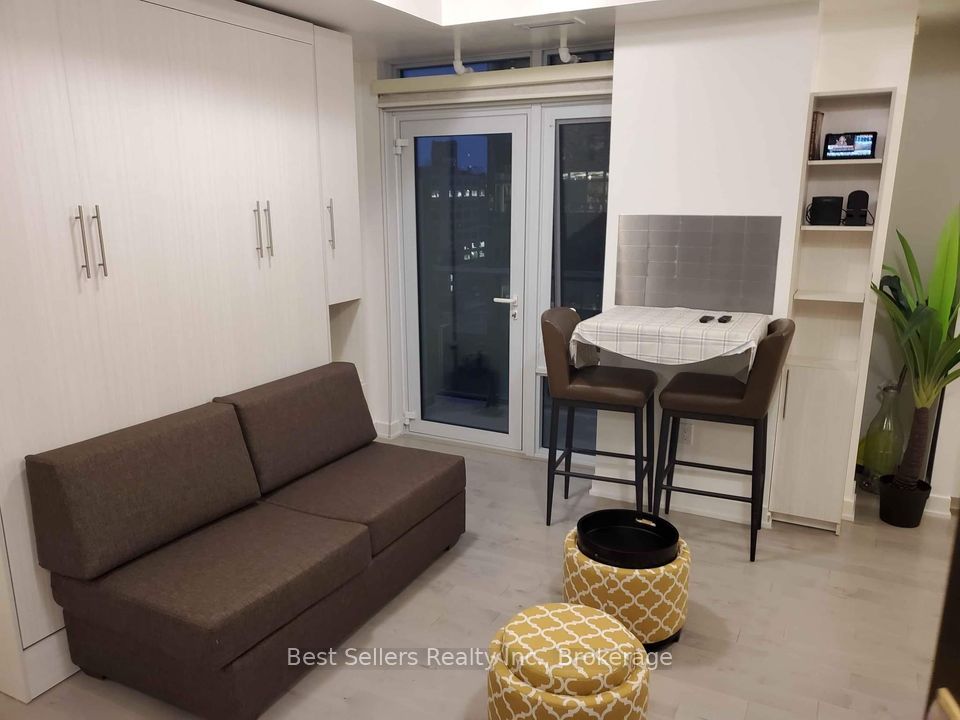 Unit 1605 - 330 Richmond Street W, Toronto 2