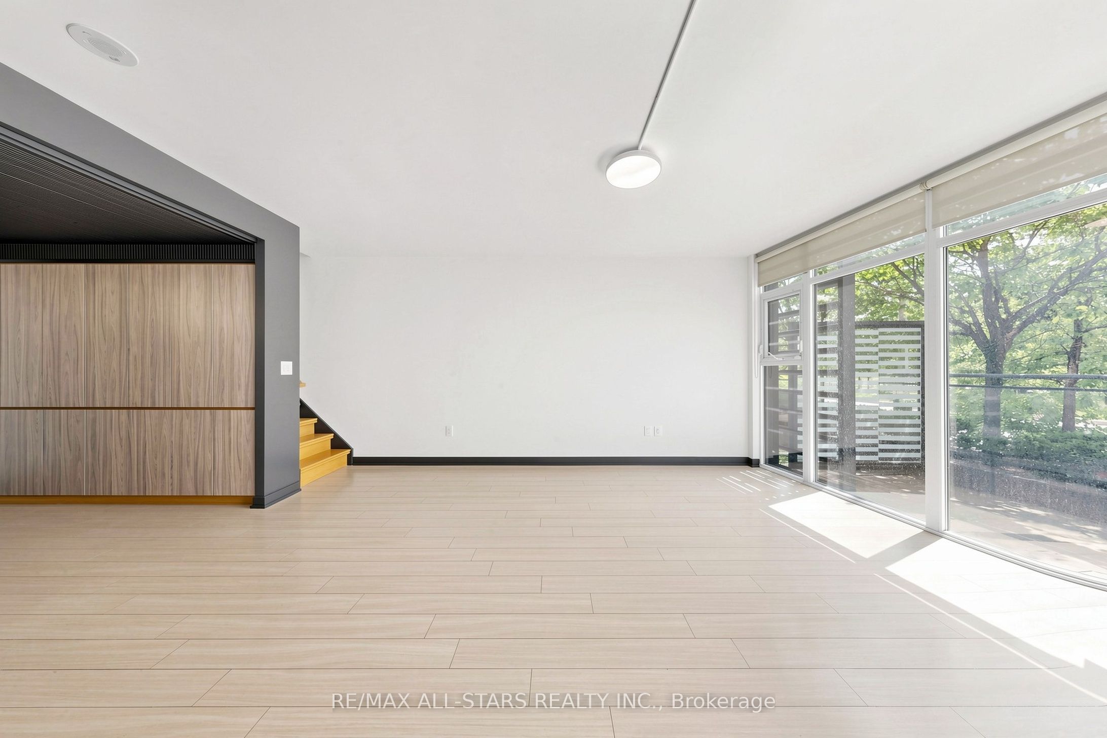 Unit G08 - 110 Fort York Boulevard, Toronto 4