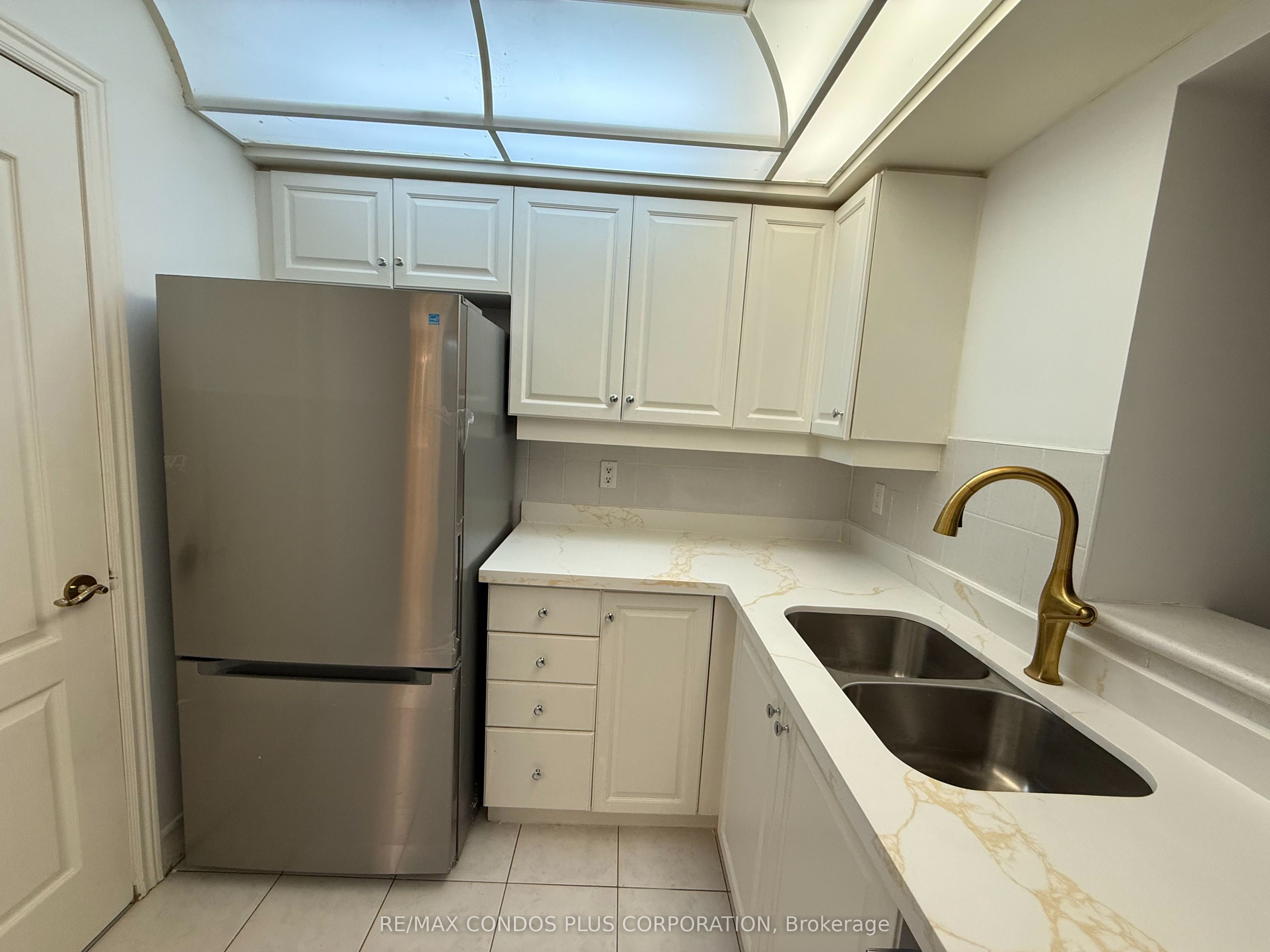 Unit 1601 - 5418 Yonge Street, North York 3