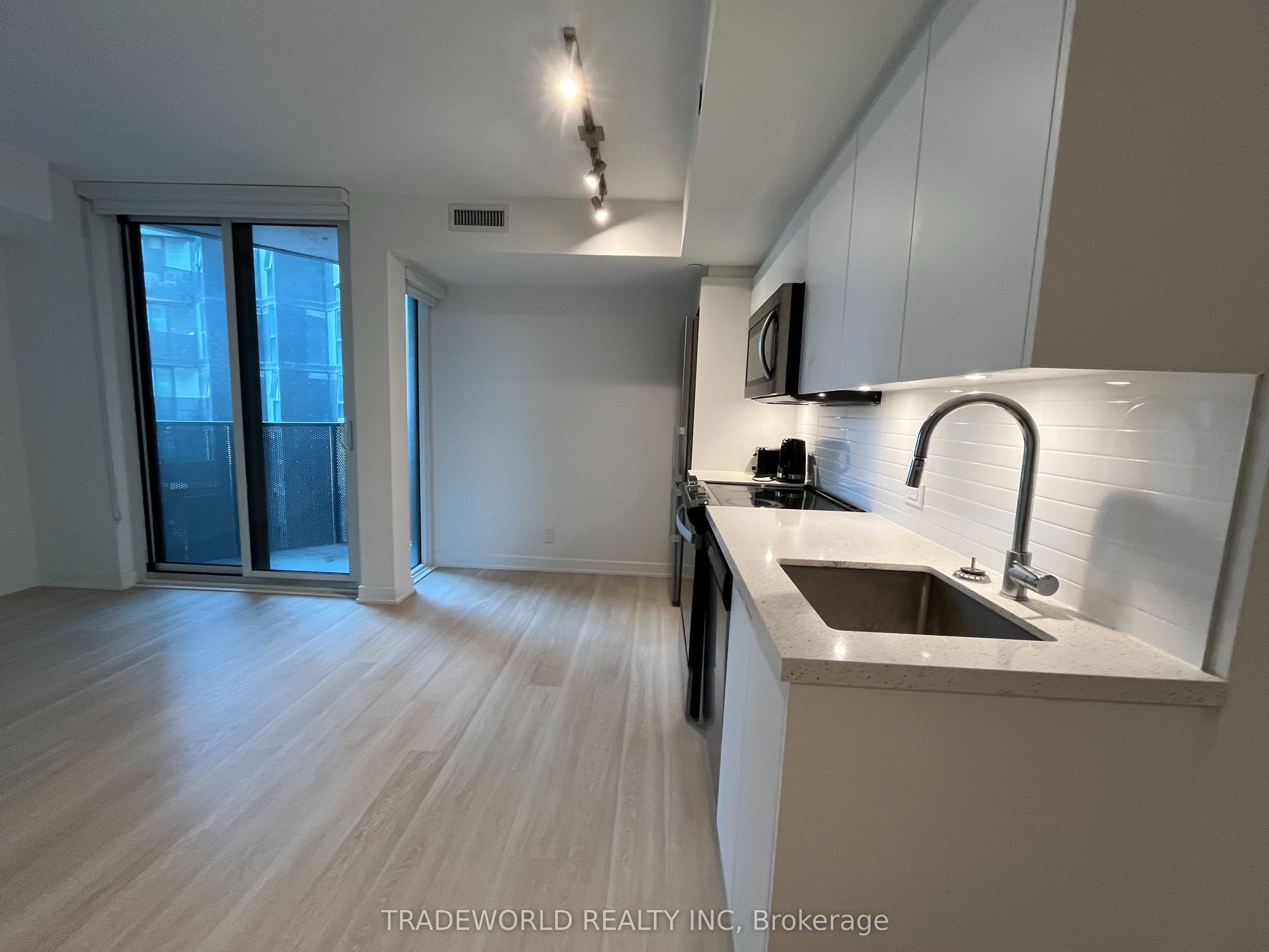 Unit 332 - 30 Tretti Way, North York 4