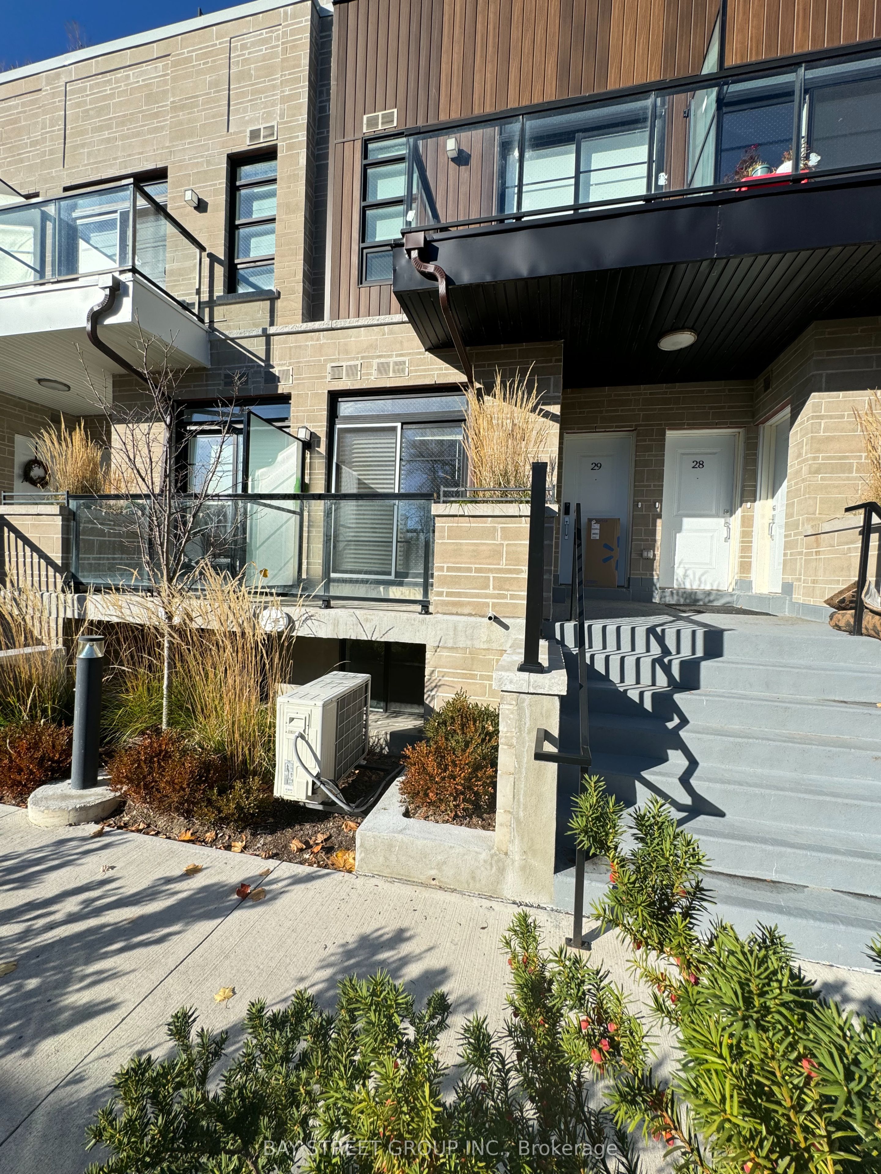 Unit 30 - 57 Finch Avenue W, North York 2