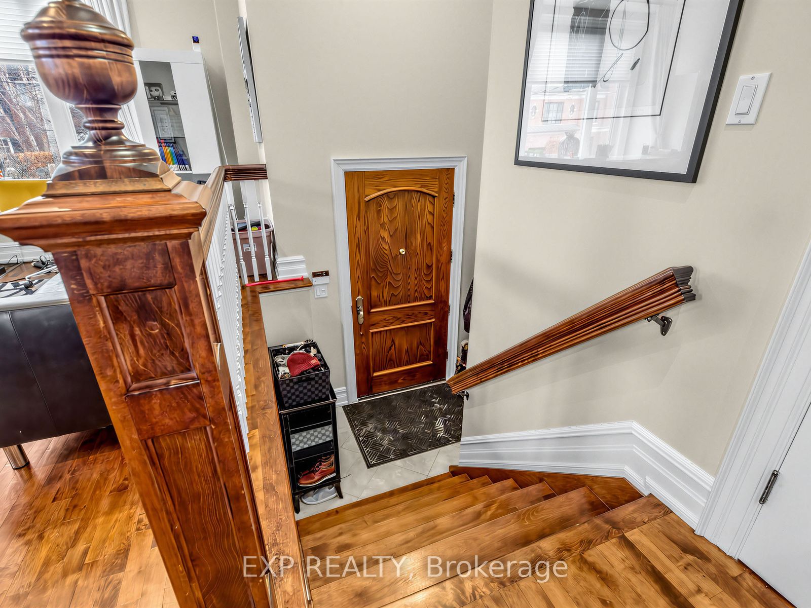 241 Poplar Plains Street, Toronto 3