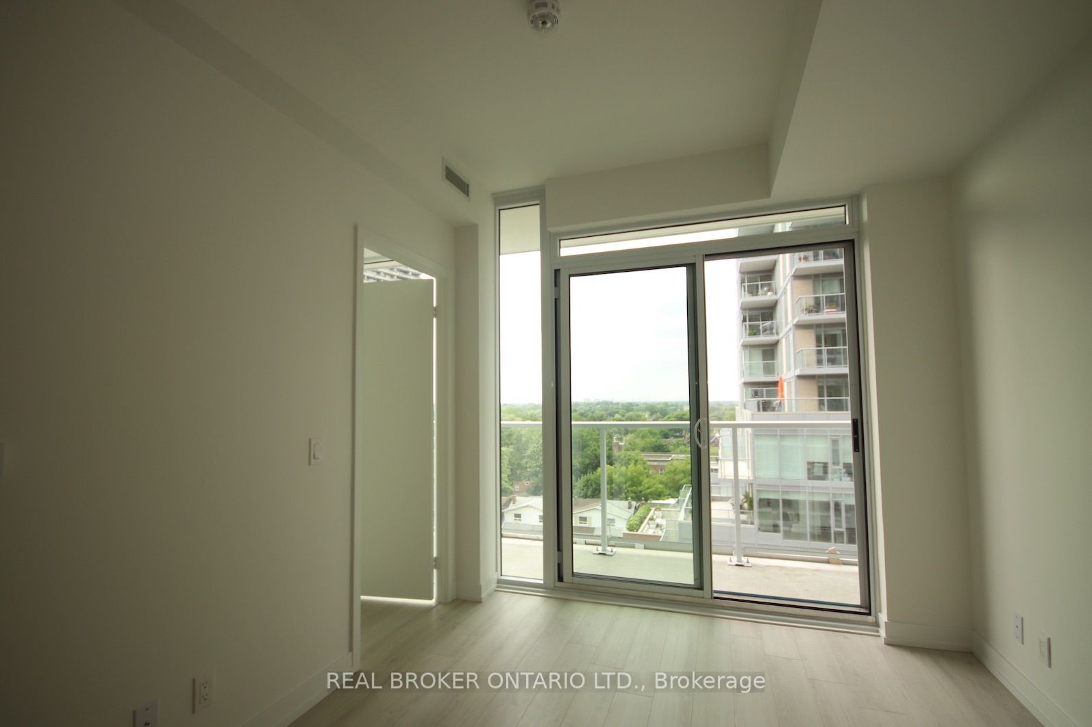 Unit 722 - 33 Helendale Avenue, Toronto 4