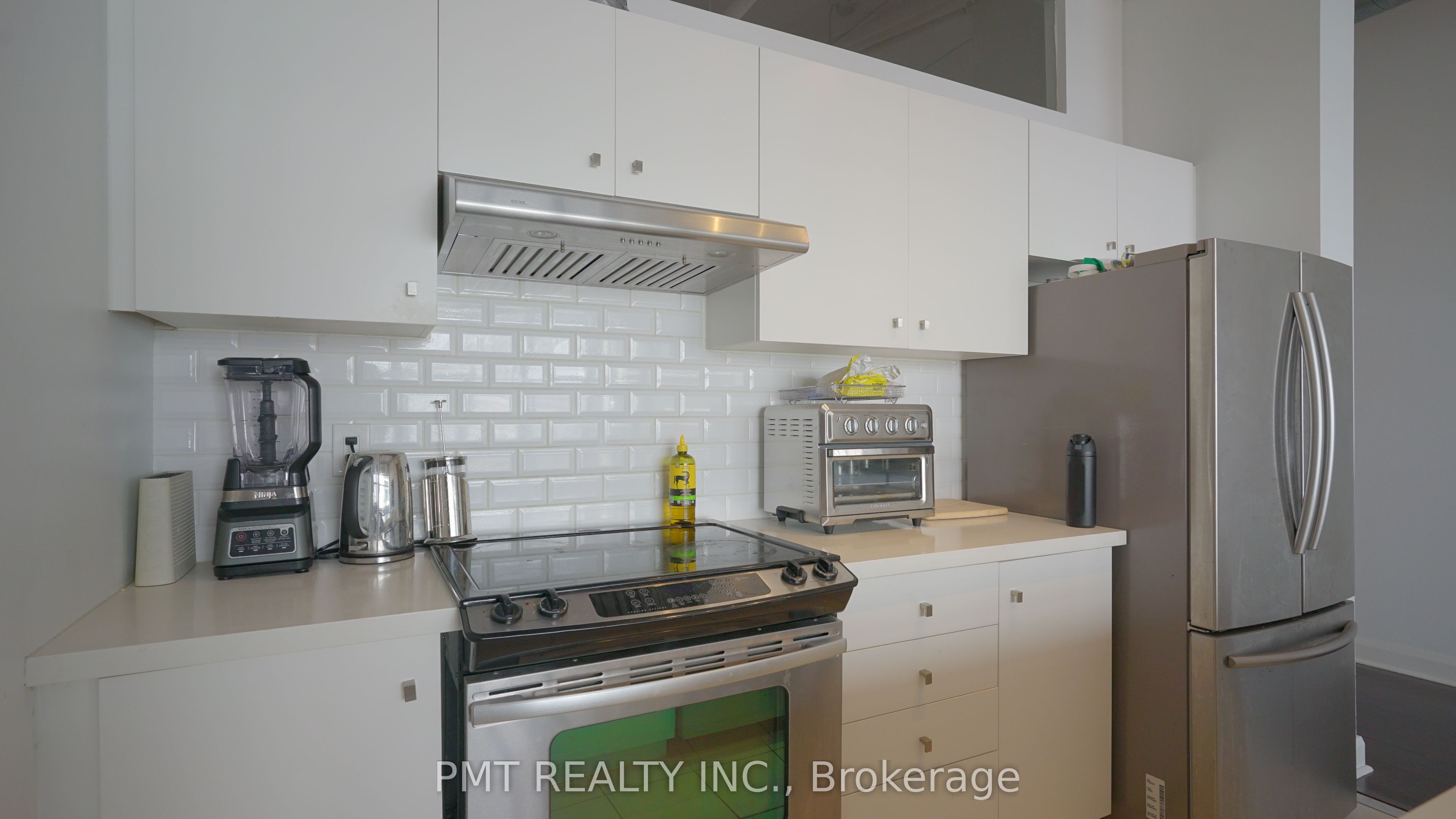 Unit 208 - 700 King Street W, Toronto 5