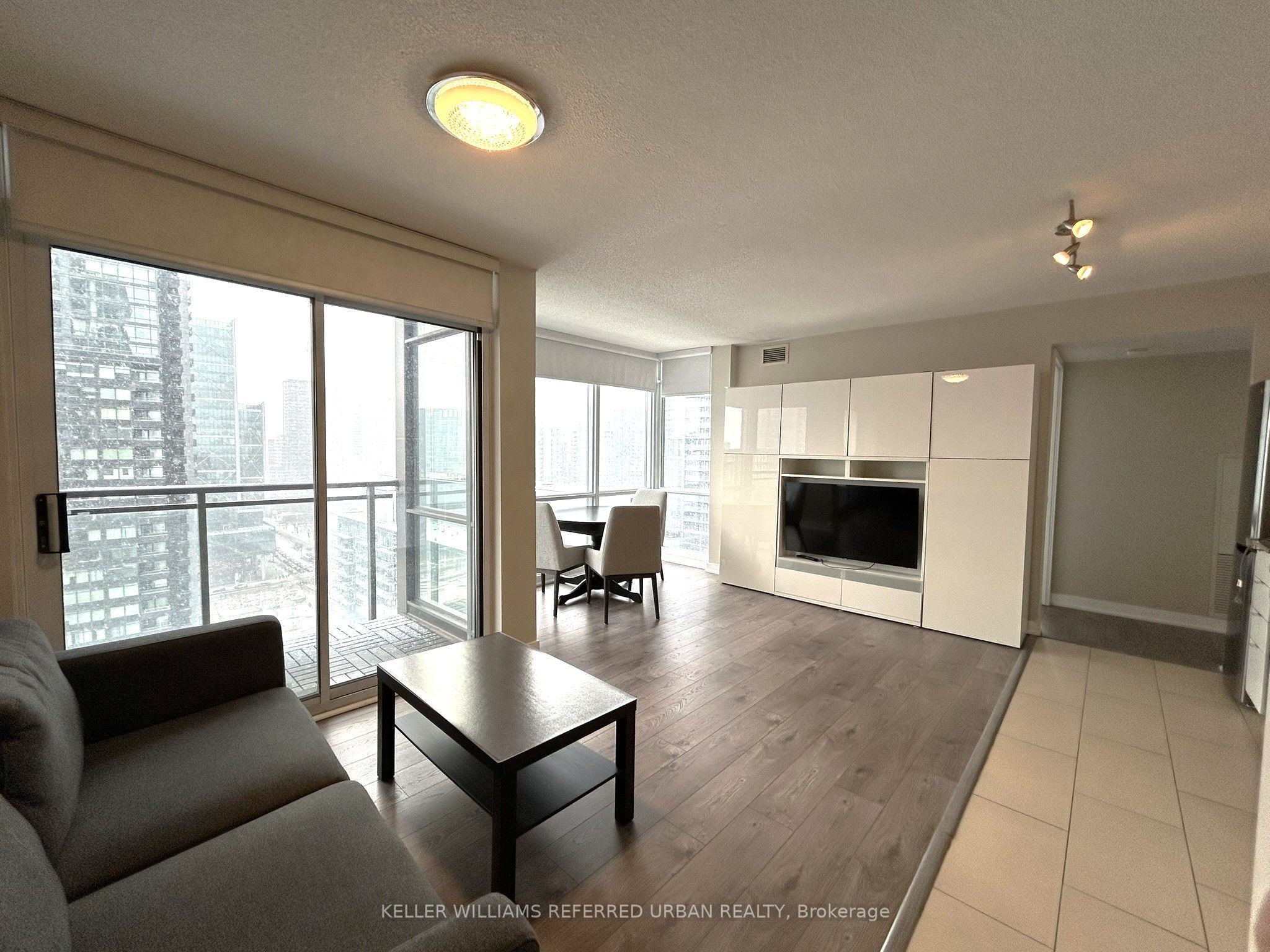 Unit 2906 - 15 Fort York Boulevard, Toronto 2