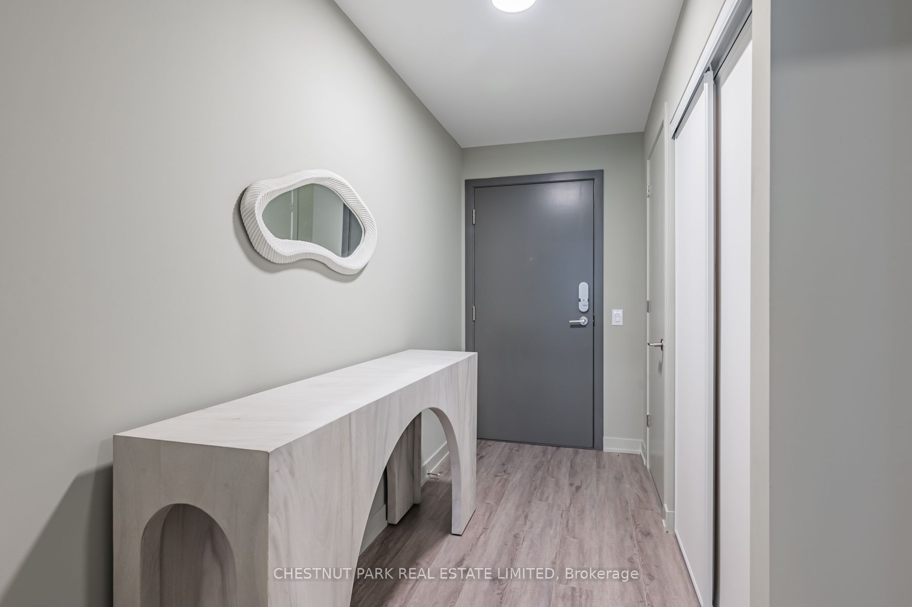 Unit 821 - 9 Tecumseth Street, Toronto 2