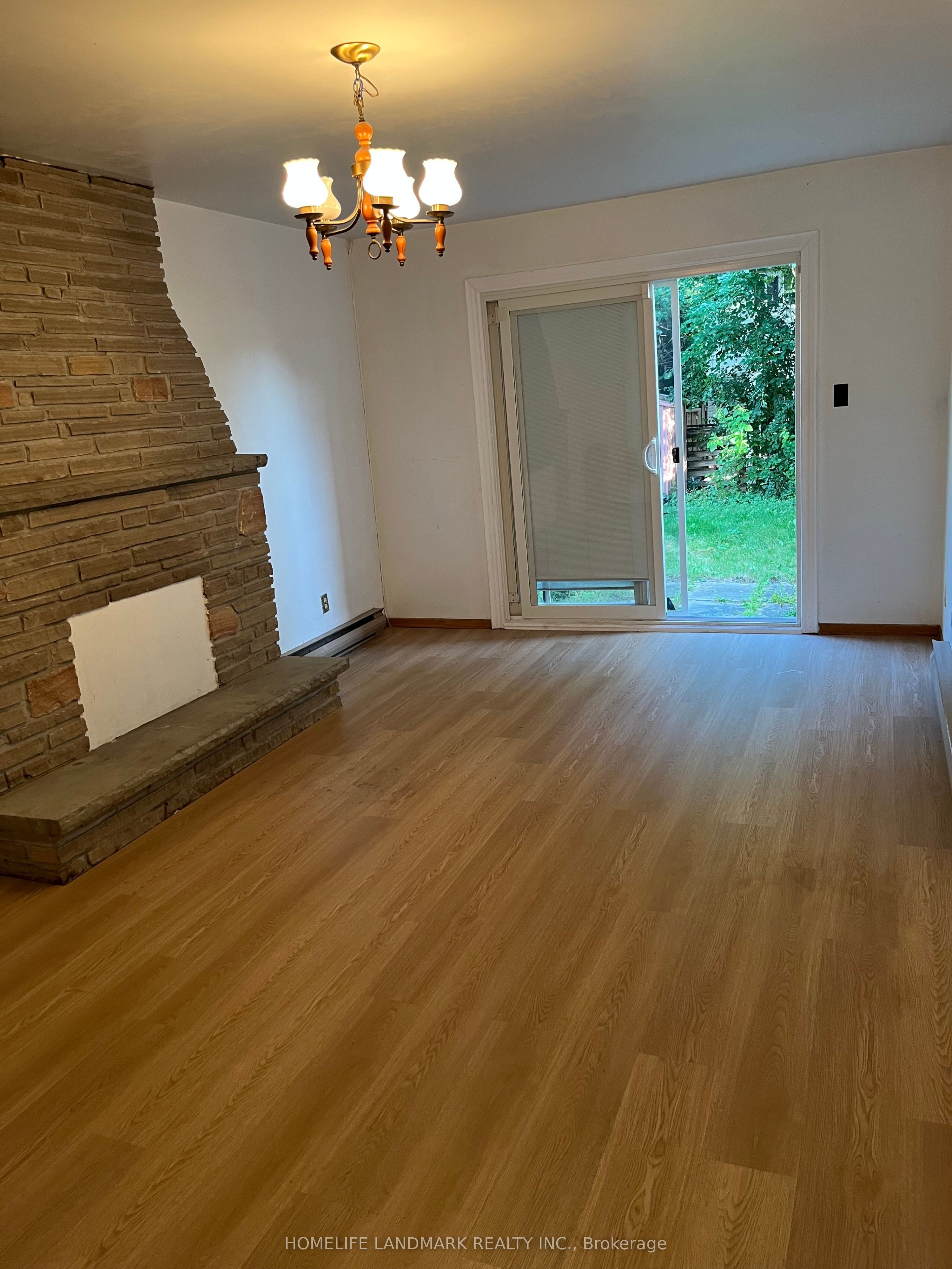 Unit Lower - 137 Angus Drive, North York 5