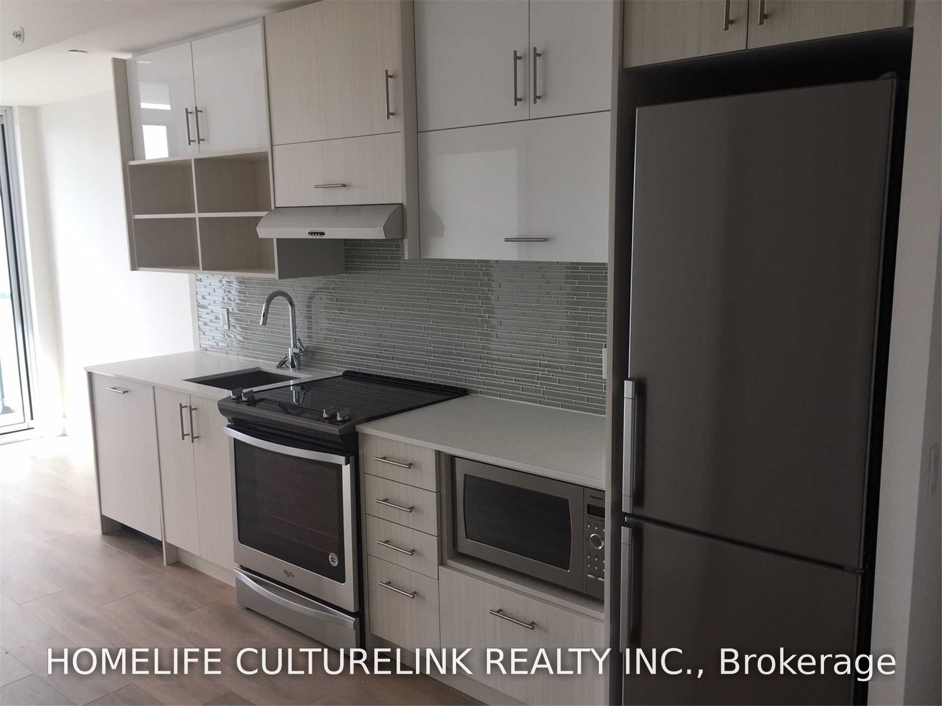 Unit 701 - 128 Fairview Mall Drive, North York 3