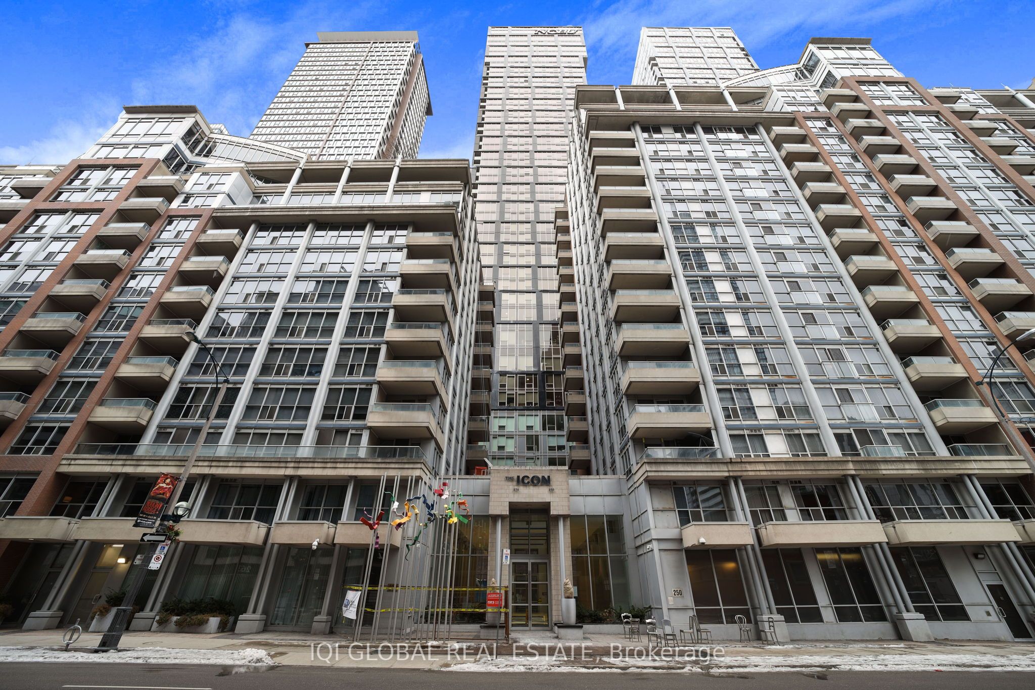 Unit 1133 - 250 Wellington Street W, Toronto 4