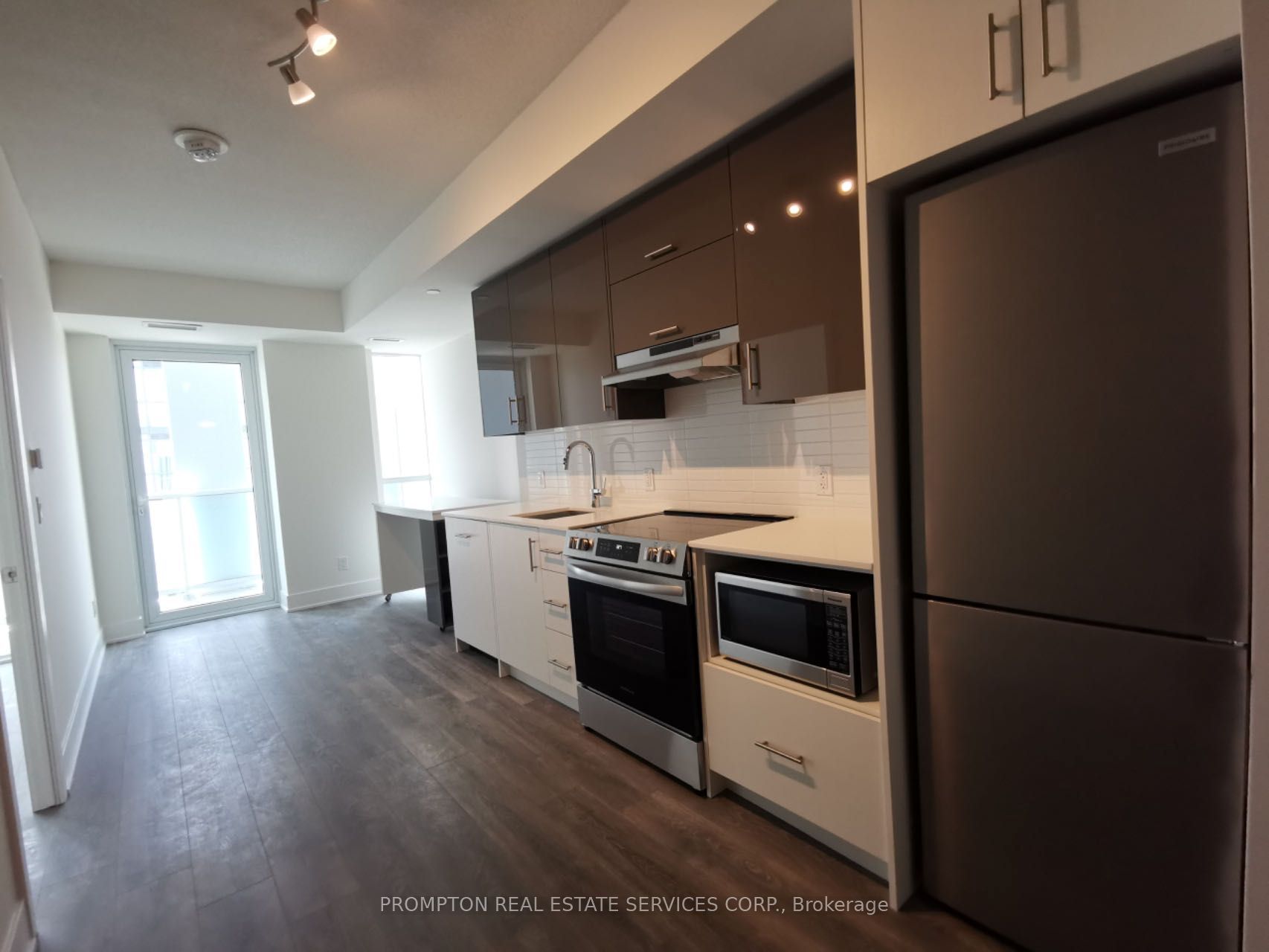 Unit 1801 - 188 Fairview Mall Drive, North York 3