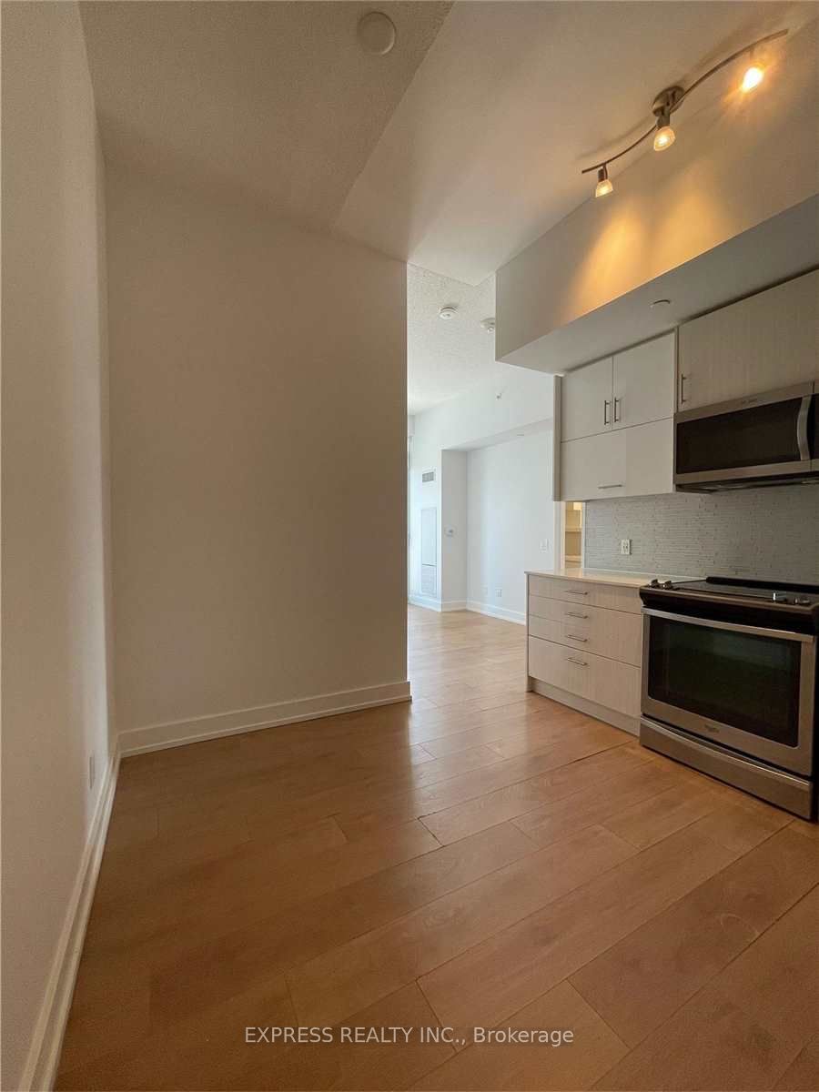 Unit 419 - 128 Fairview Mall Drive, North York 2