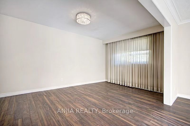 Unit Upper - 80 Alamosa Drive, North York 5