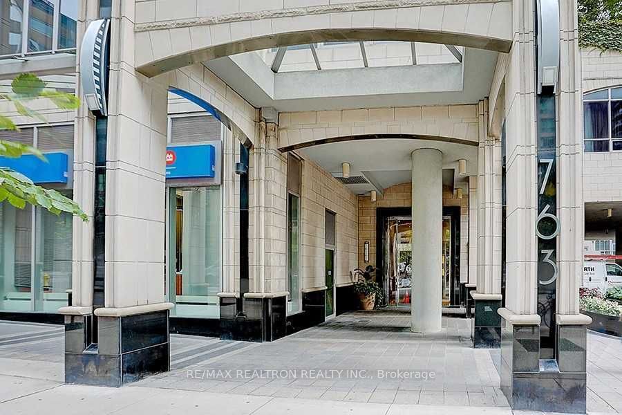 Unit 4804 - 763 Bay Street, Toronto 5