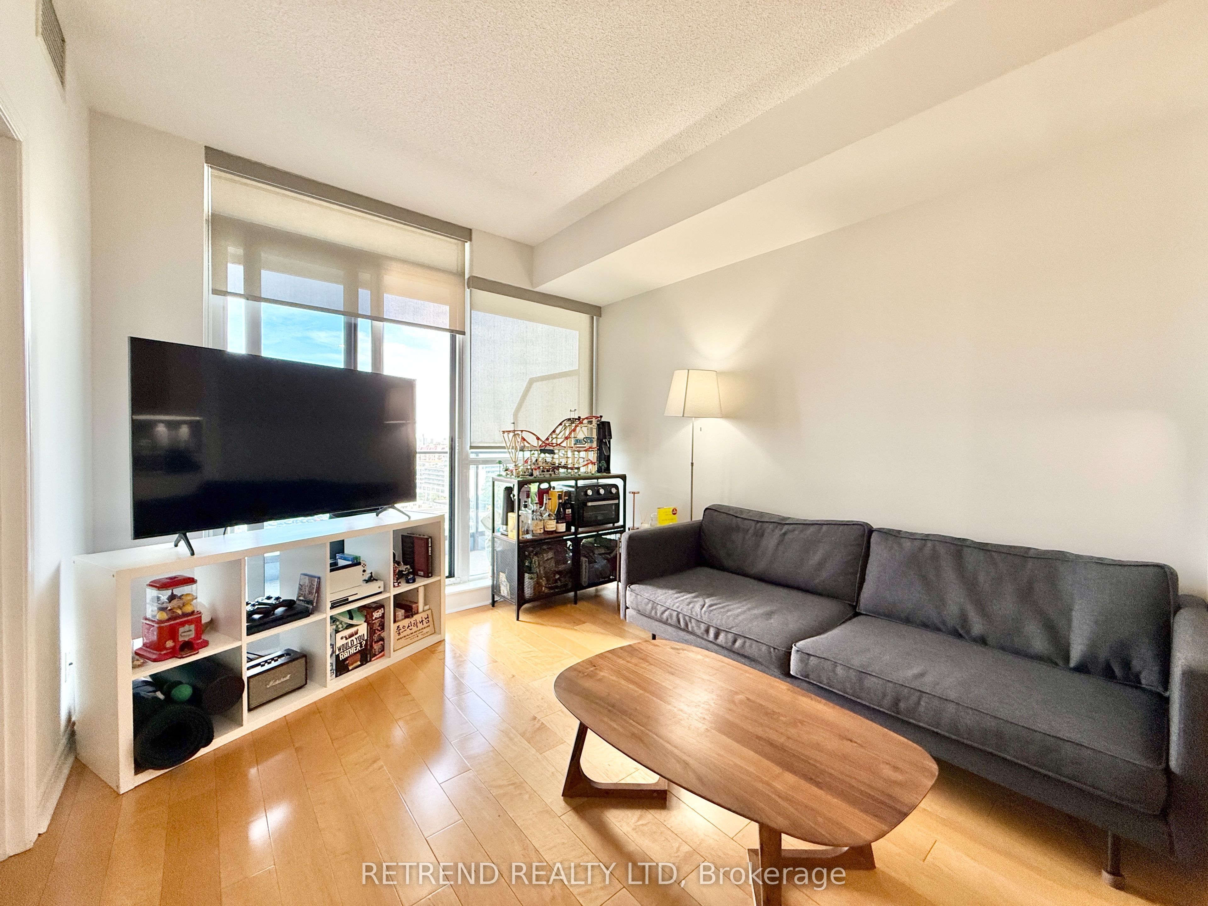 Unit 926 - 2885 Bayview Avenue, North York 4