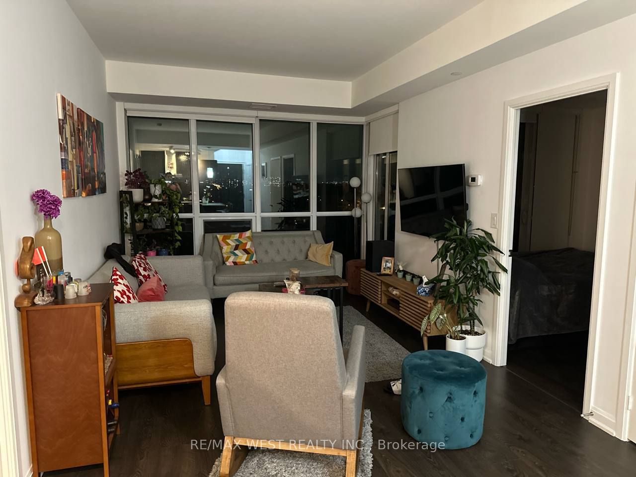 Unit 806 - 11 Bogert Avenue, North York 5