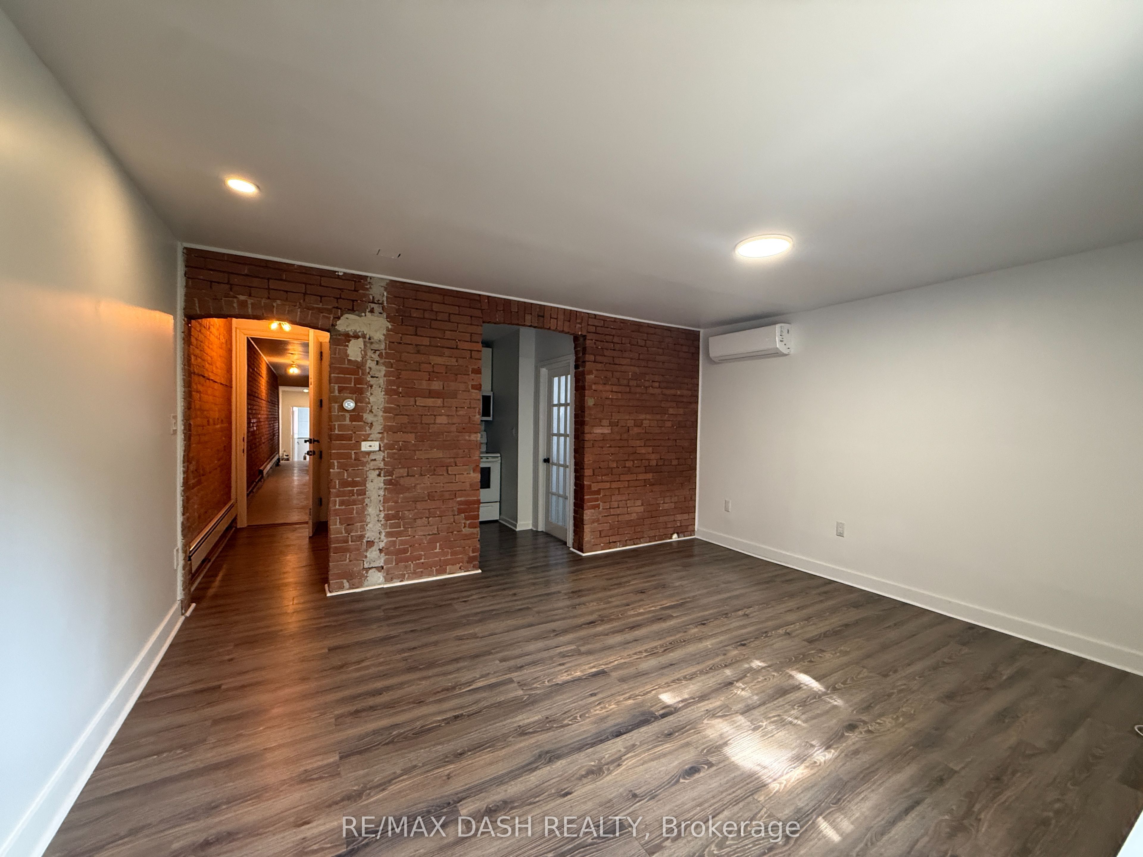 Unit 3 - 1303 Bloor Street W, Toronto 5