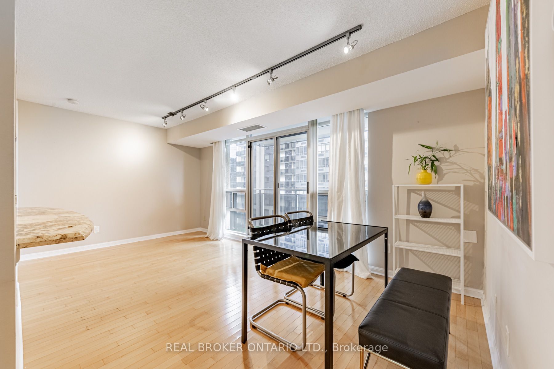 Unit 2011 - 153 Beecroft Road, North York 3