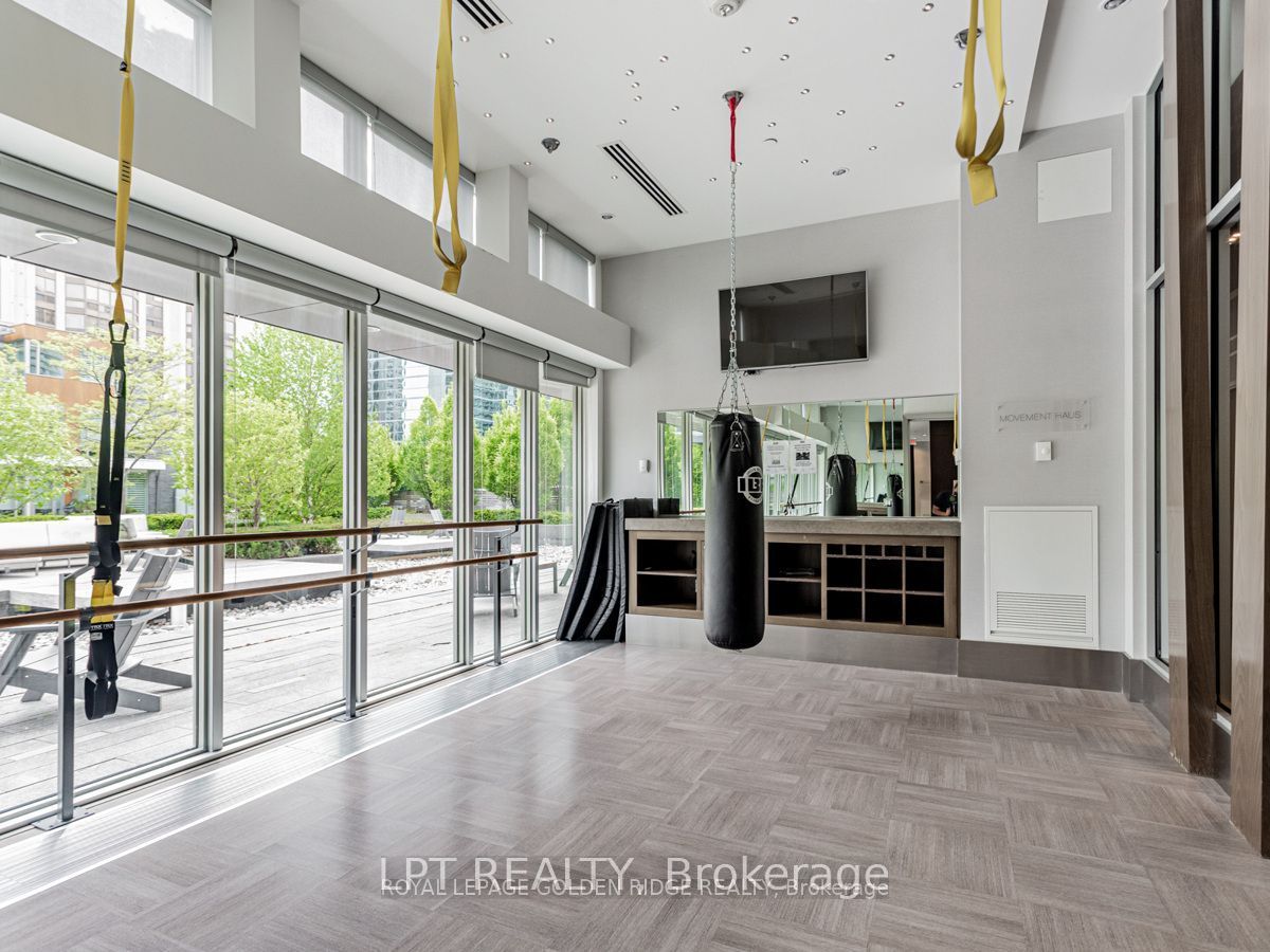 Unit 1004 - 88 Sheppard Avenue E, North York 3
