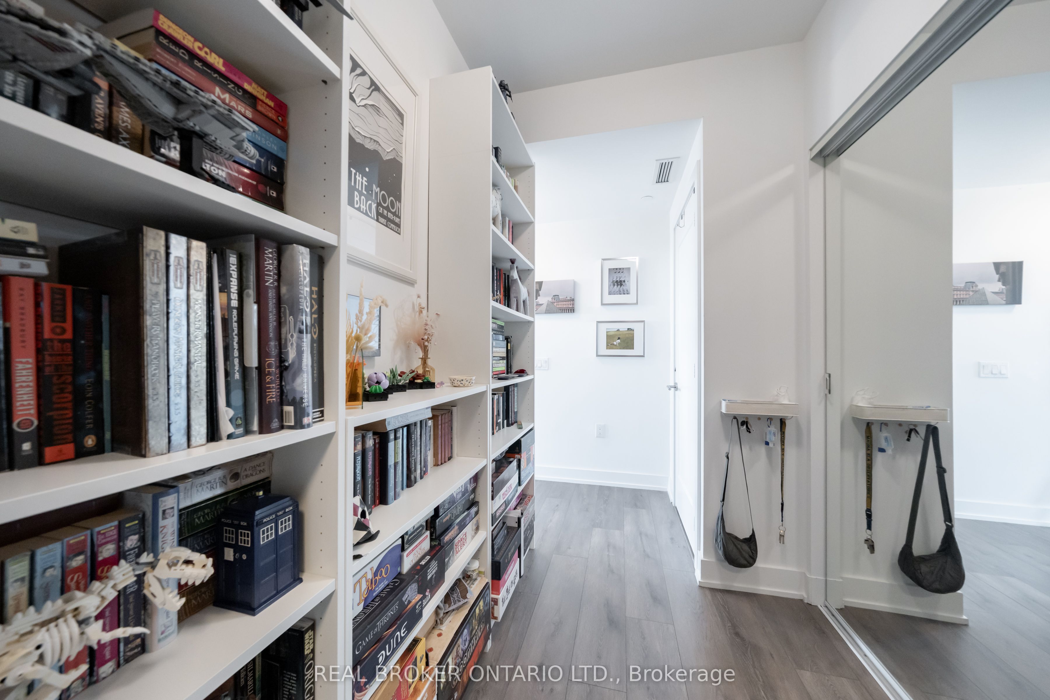 Unit 2108 - 575 Bloor Street E, Toronto 3