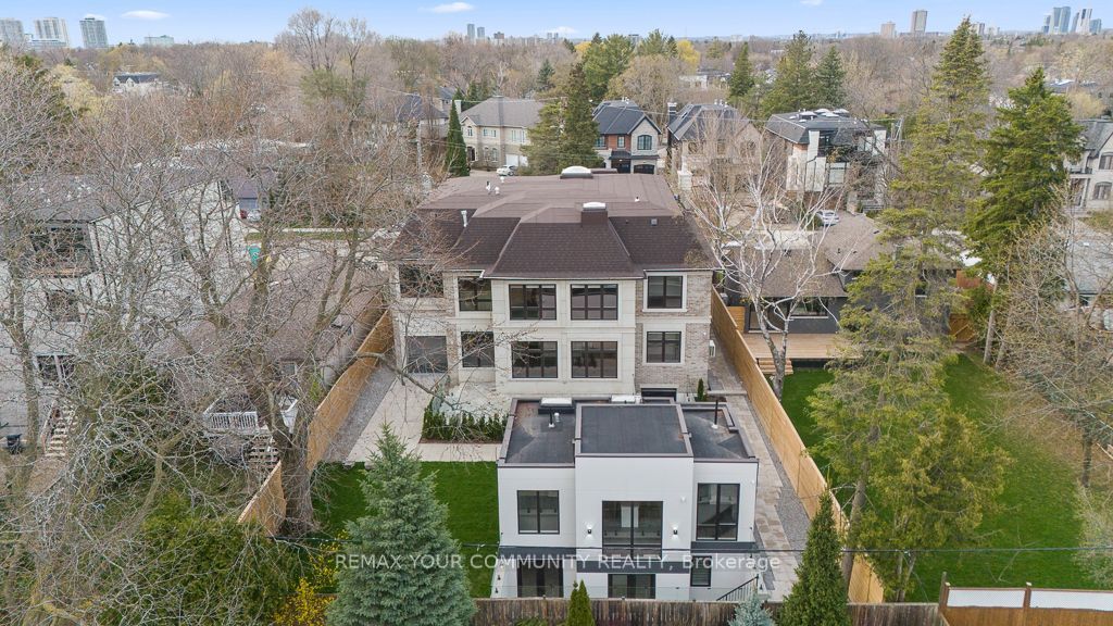 Unit Aurelia Suite - 217 Churchill Avenue, North York 2