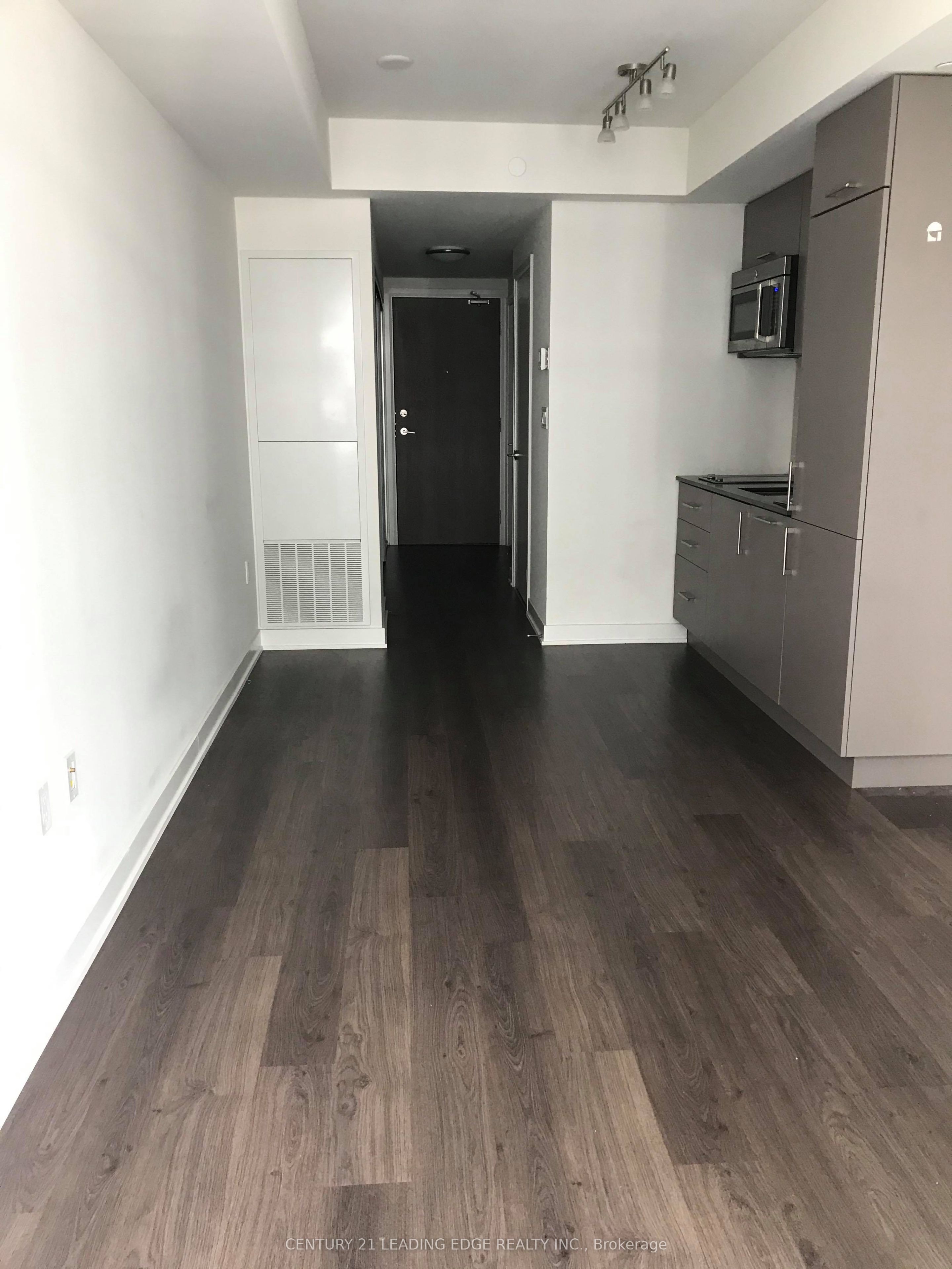 Unit 1116W - 27 Bathurst Street, Toronto 4