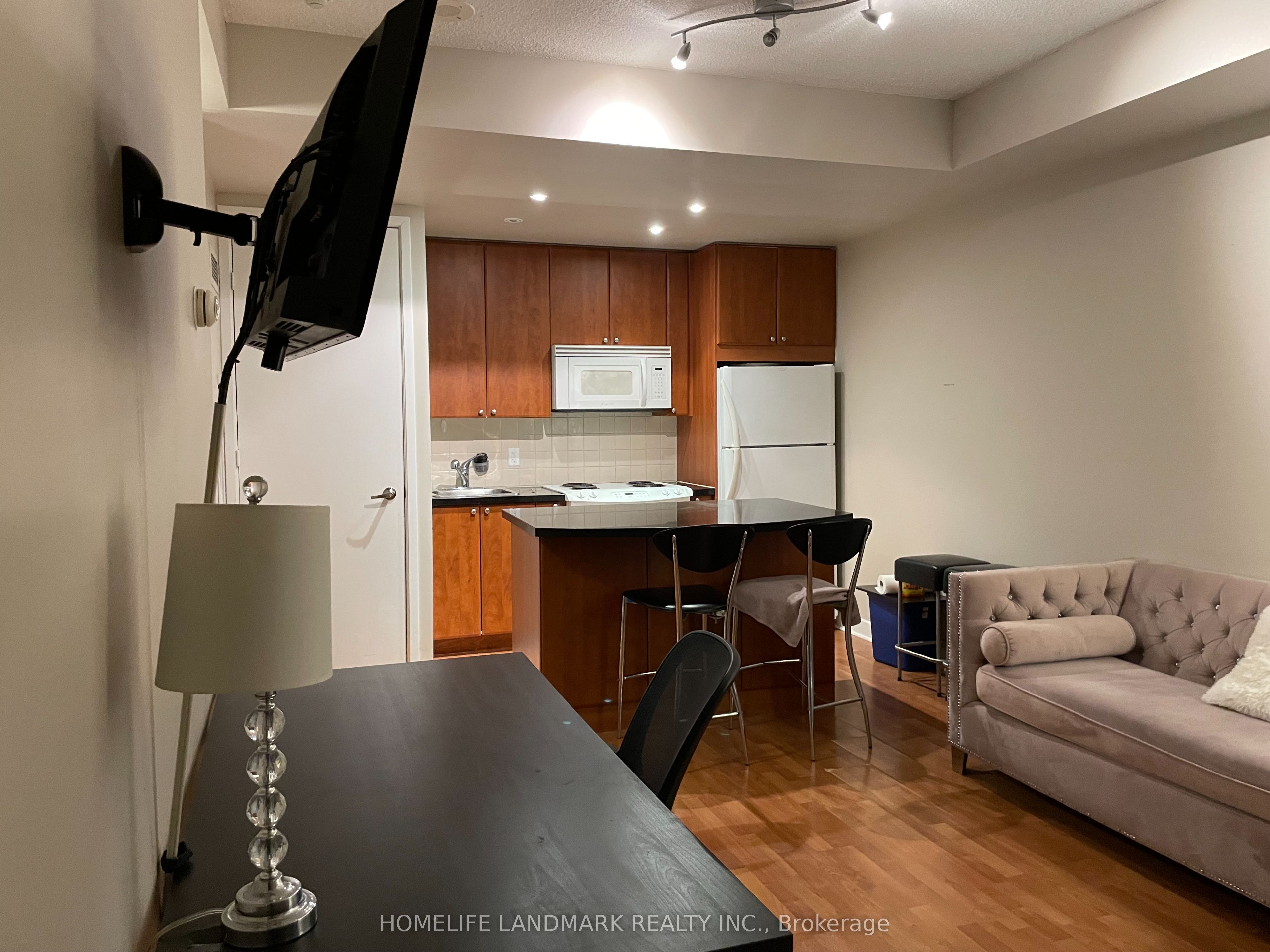 Unit 1501 - 85 Bloor Street E, Toronto 2