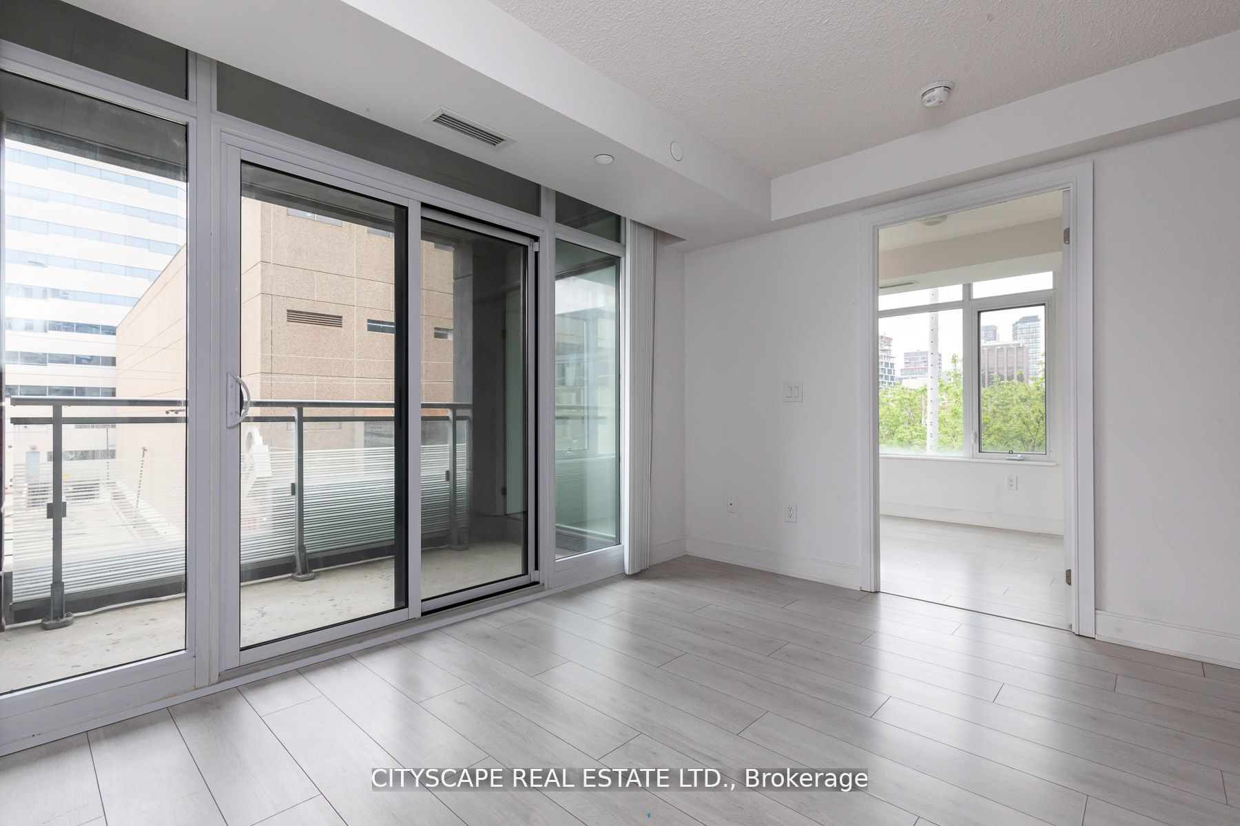 Unit 315 - 525 Adelaide Street W, Toronto 4