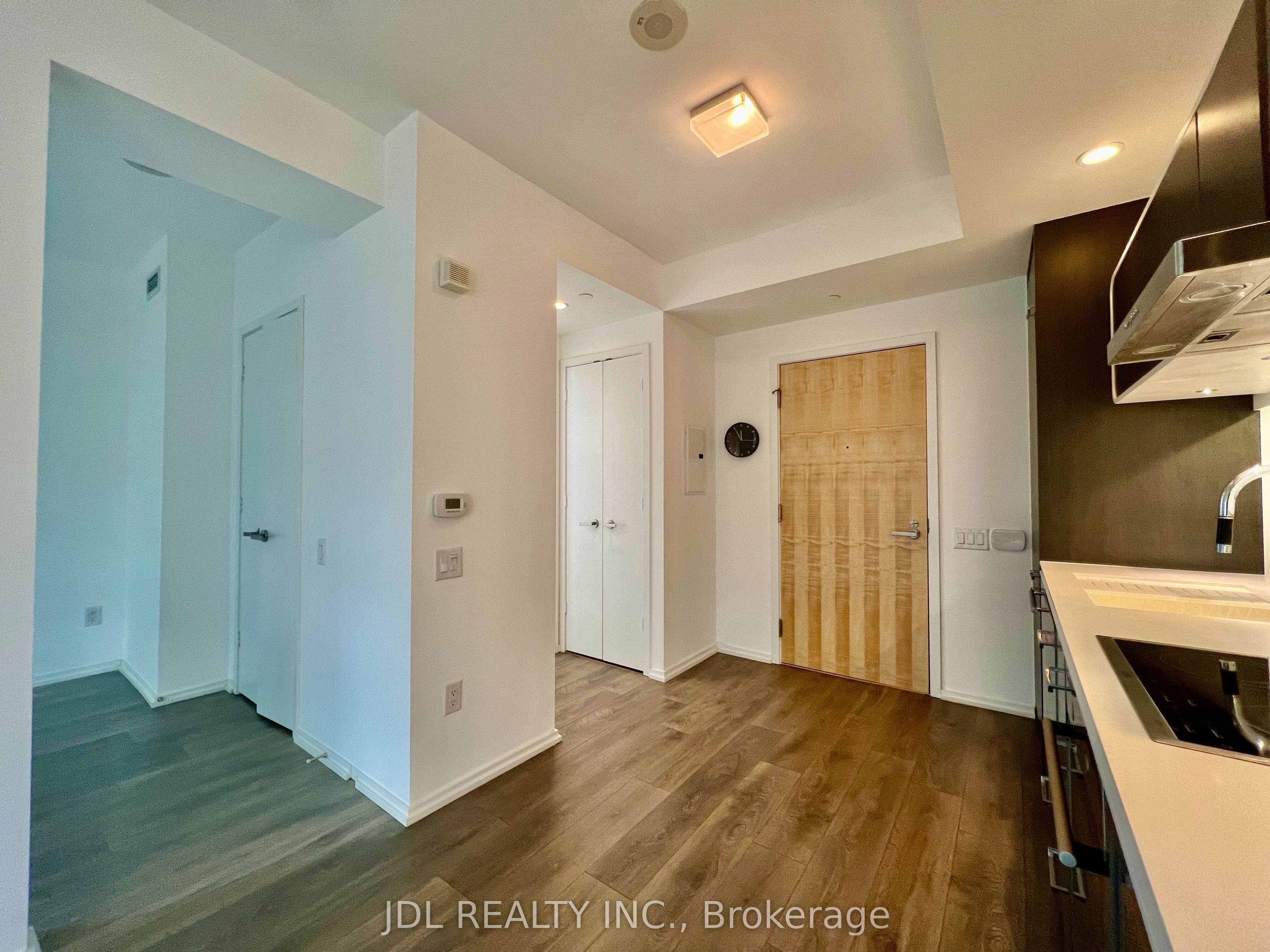 Unit 805 - 45 Charles Street, Toronto 3