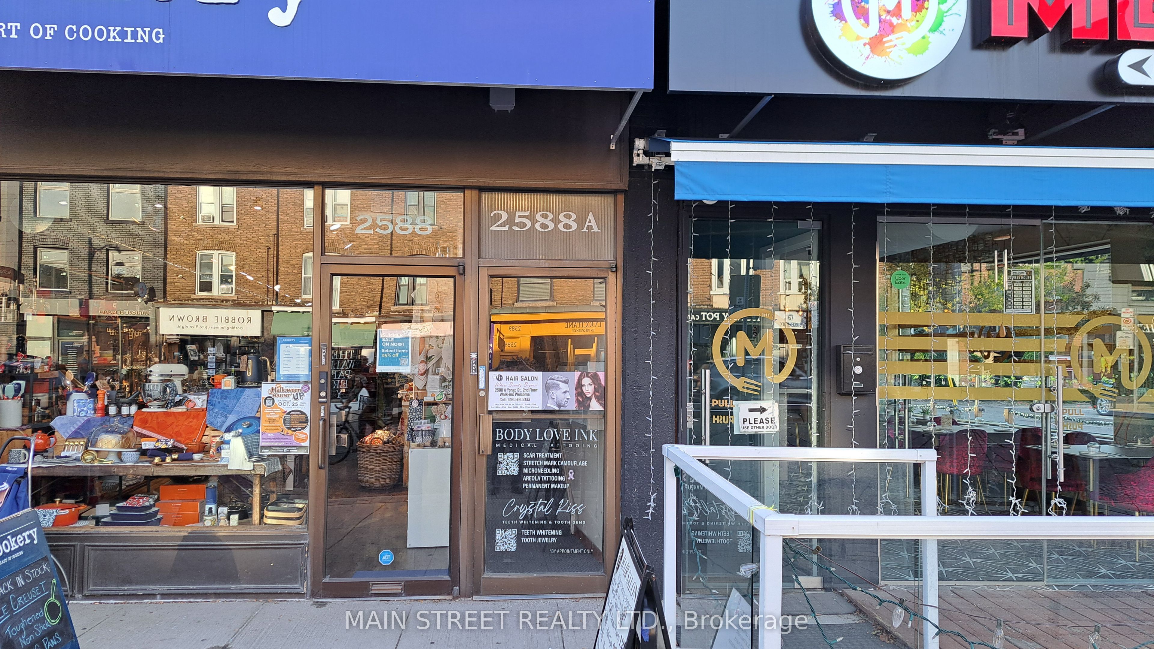 Unit 3 - 2588A Yonge Street, Toronto 2