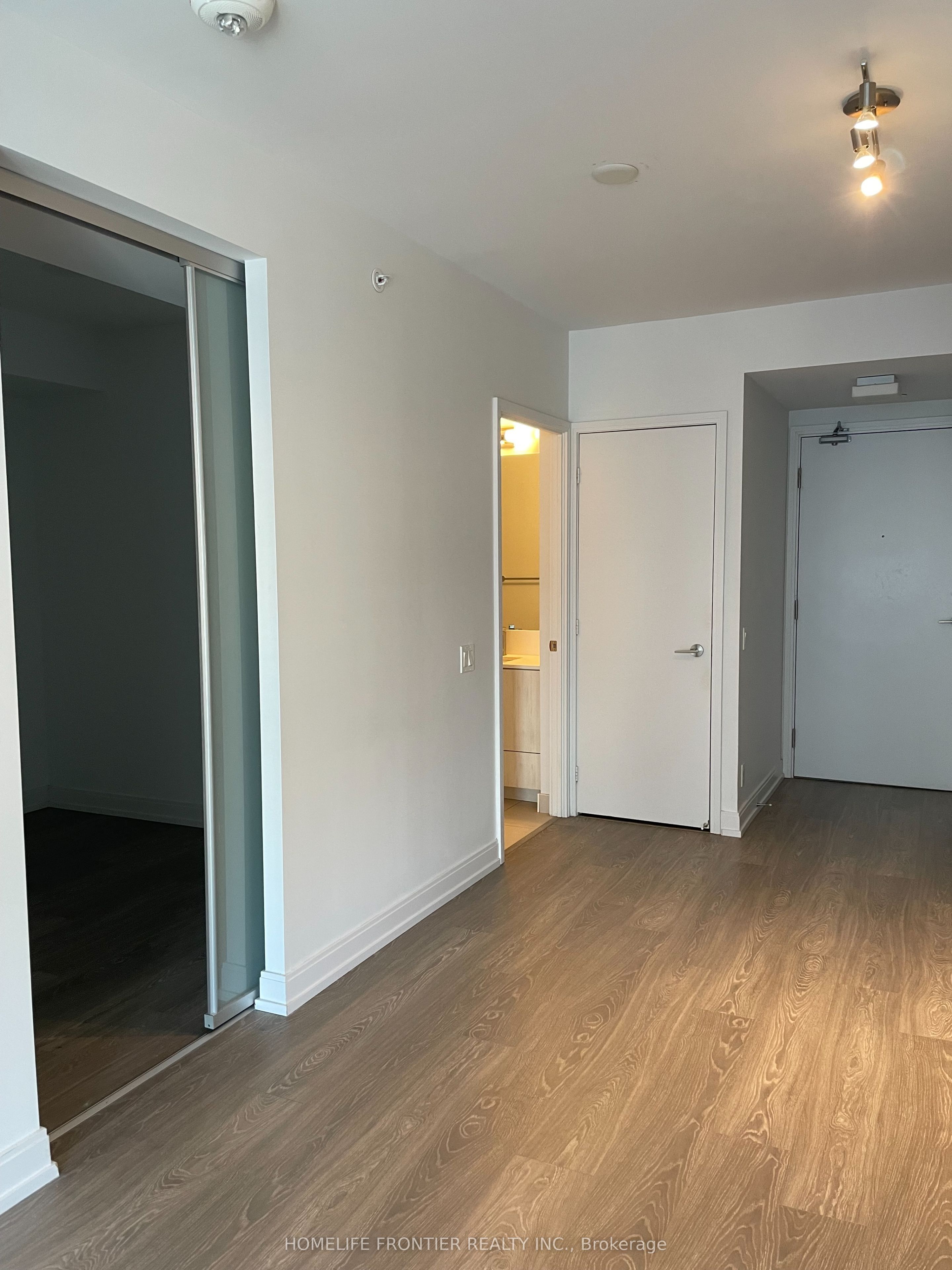 Unit 3212 - 181 Dundas Street E, Toronto 5