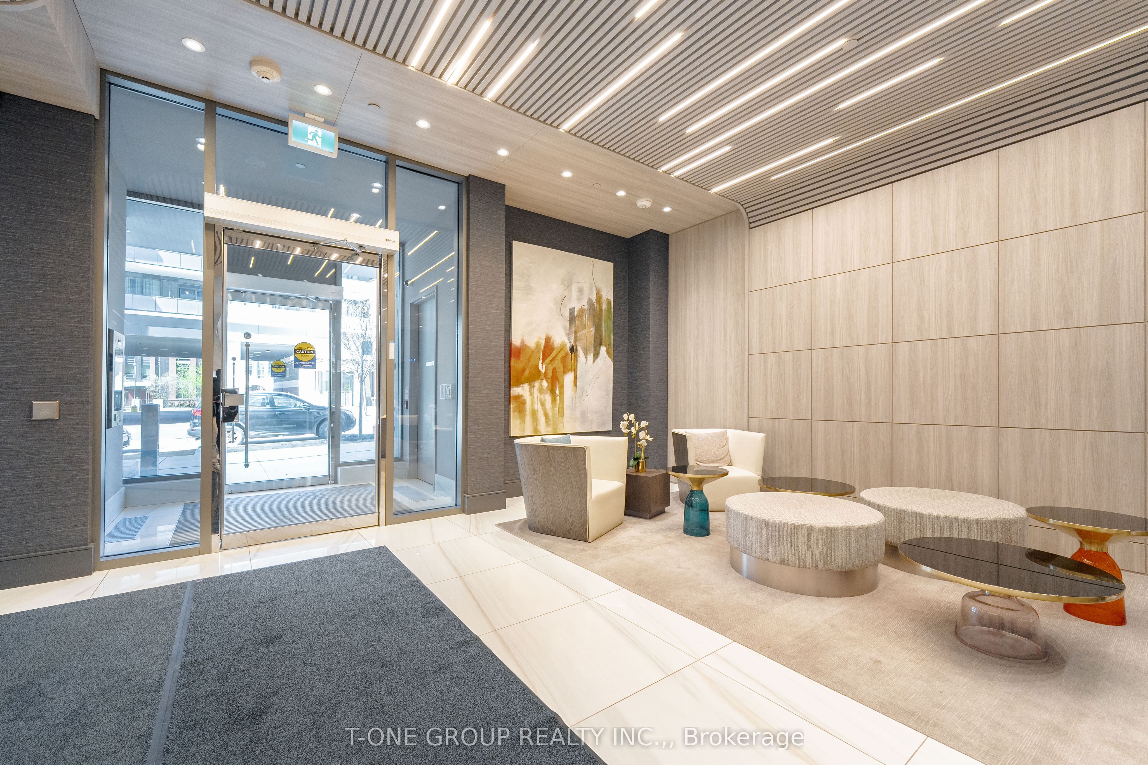 Unit 910 - 75 Canterbury Place, North York 2