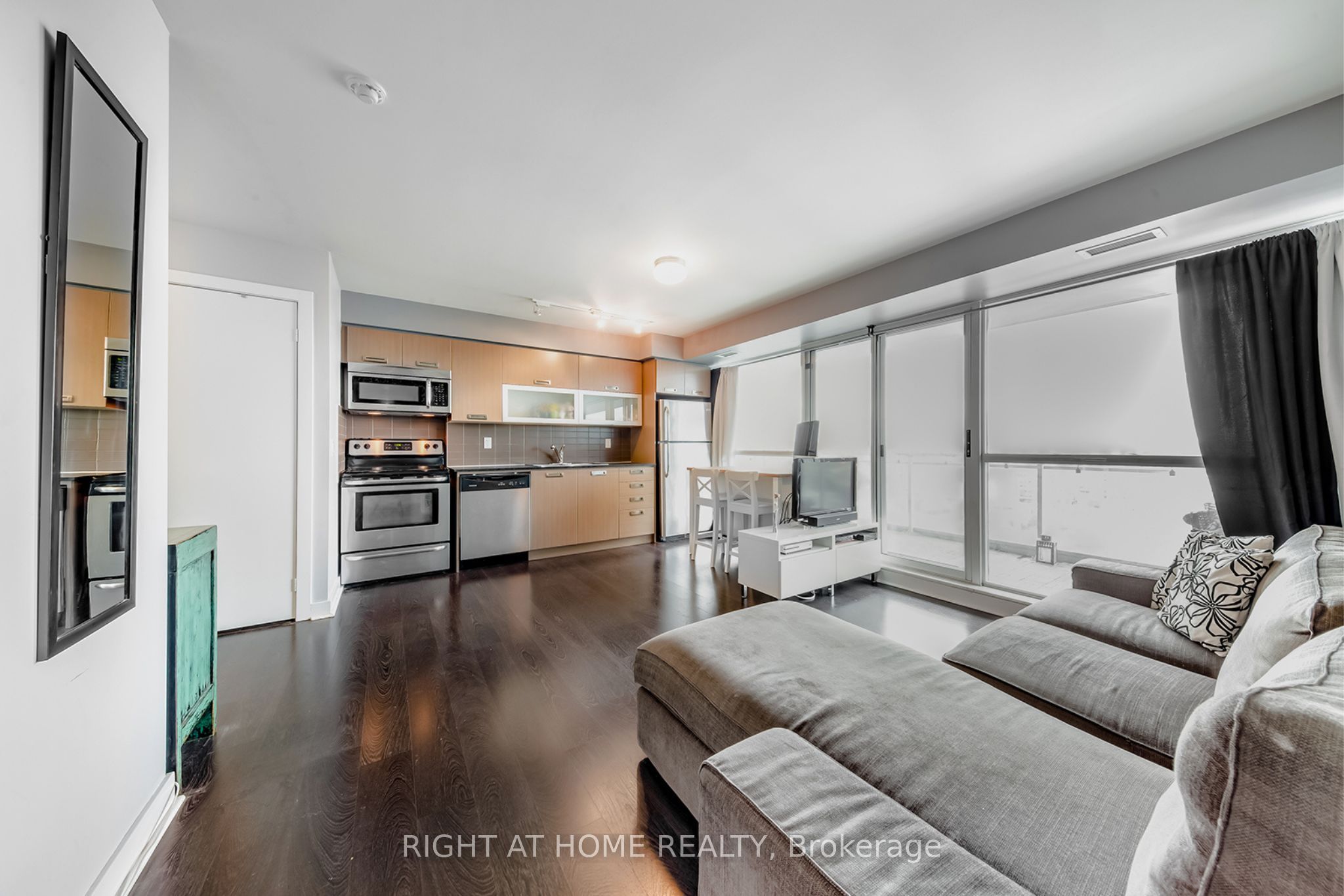 Unit 1908 - 100 Western Battery Road, Toronto 2