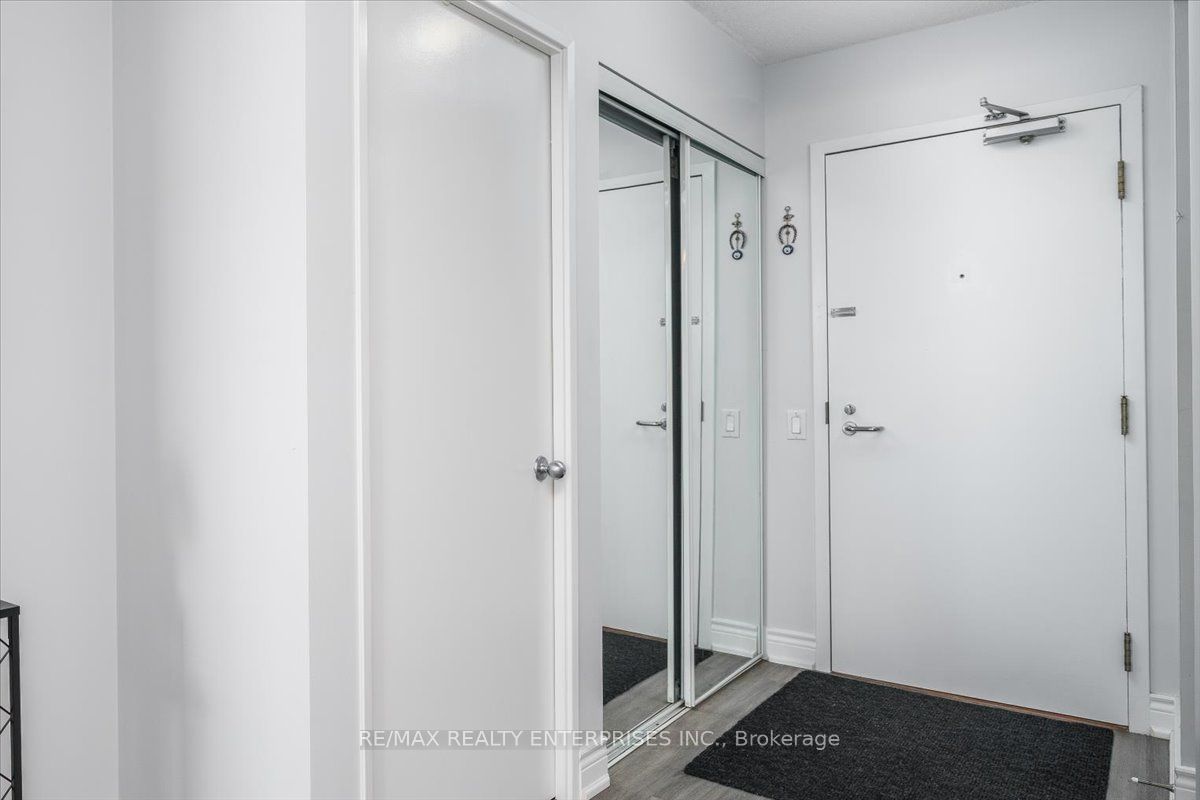 Unit 506 - 21 Overlea Boulevard NE, Toronto 2