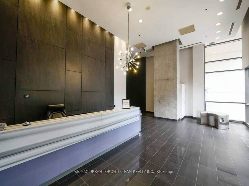 Unit 1703 - 285 Mutual Street, Toronto 5