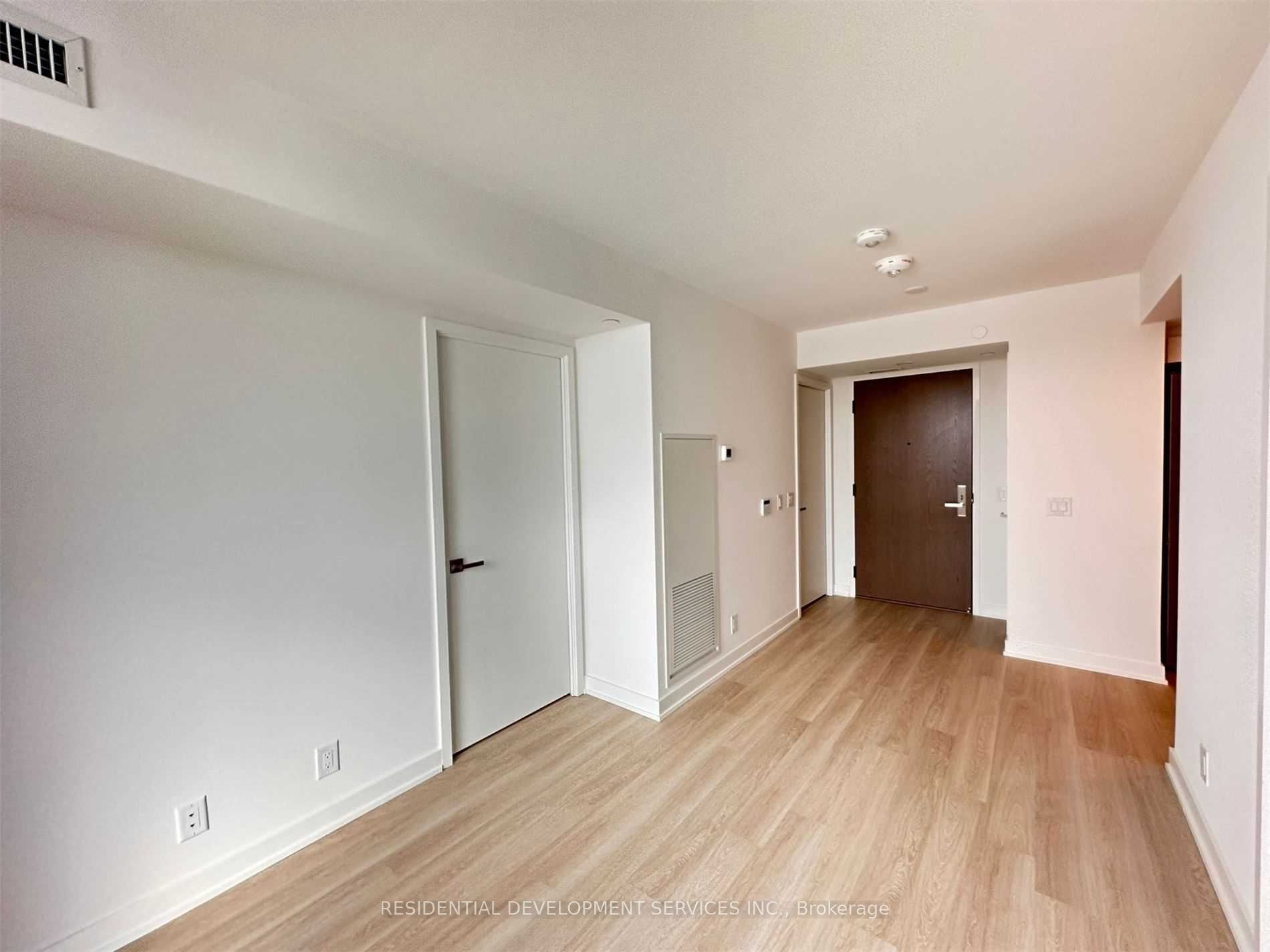Unit 514 - 30 Tretti Way, North York 4