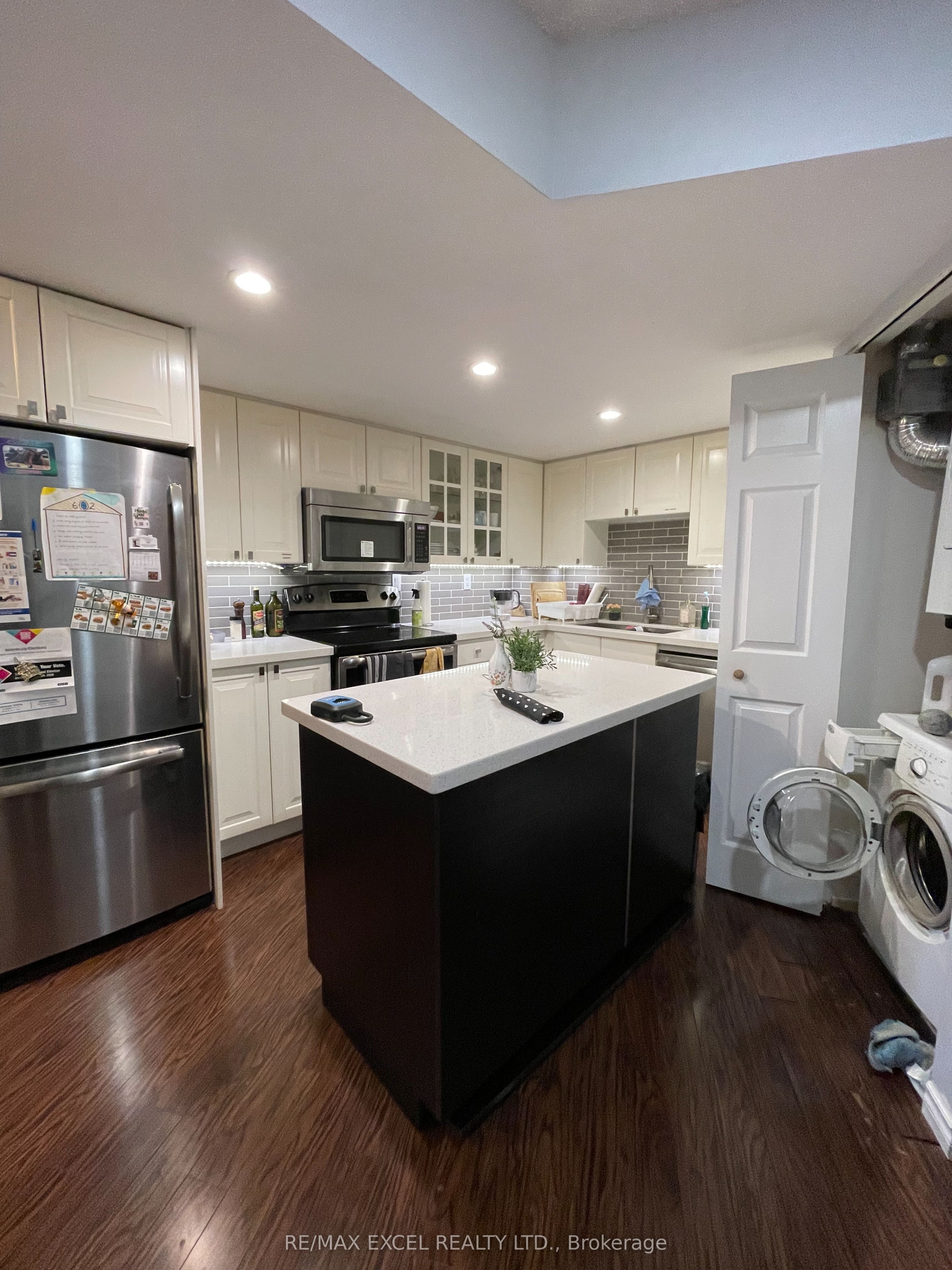 Unit 602 2nd Bedroom - 456 College Street, Toronto 4