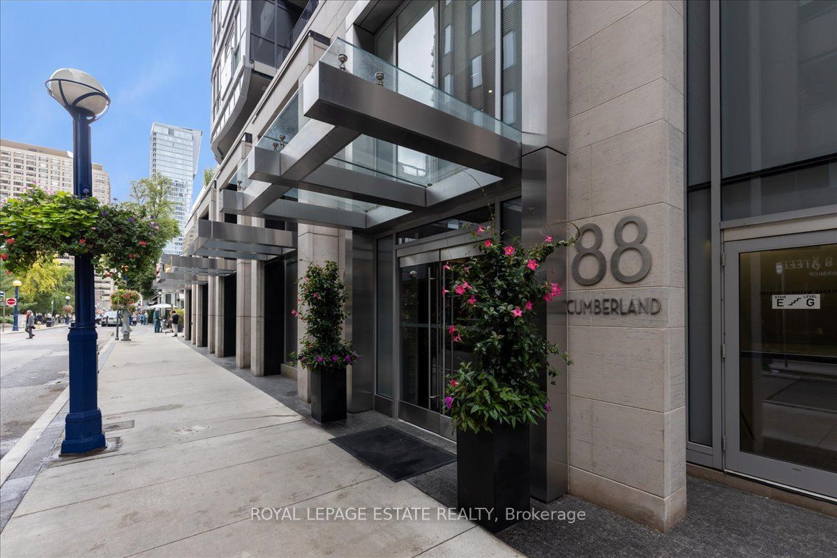 Unit 1201 - 88 Cumberland Street, Toronto 2