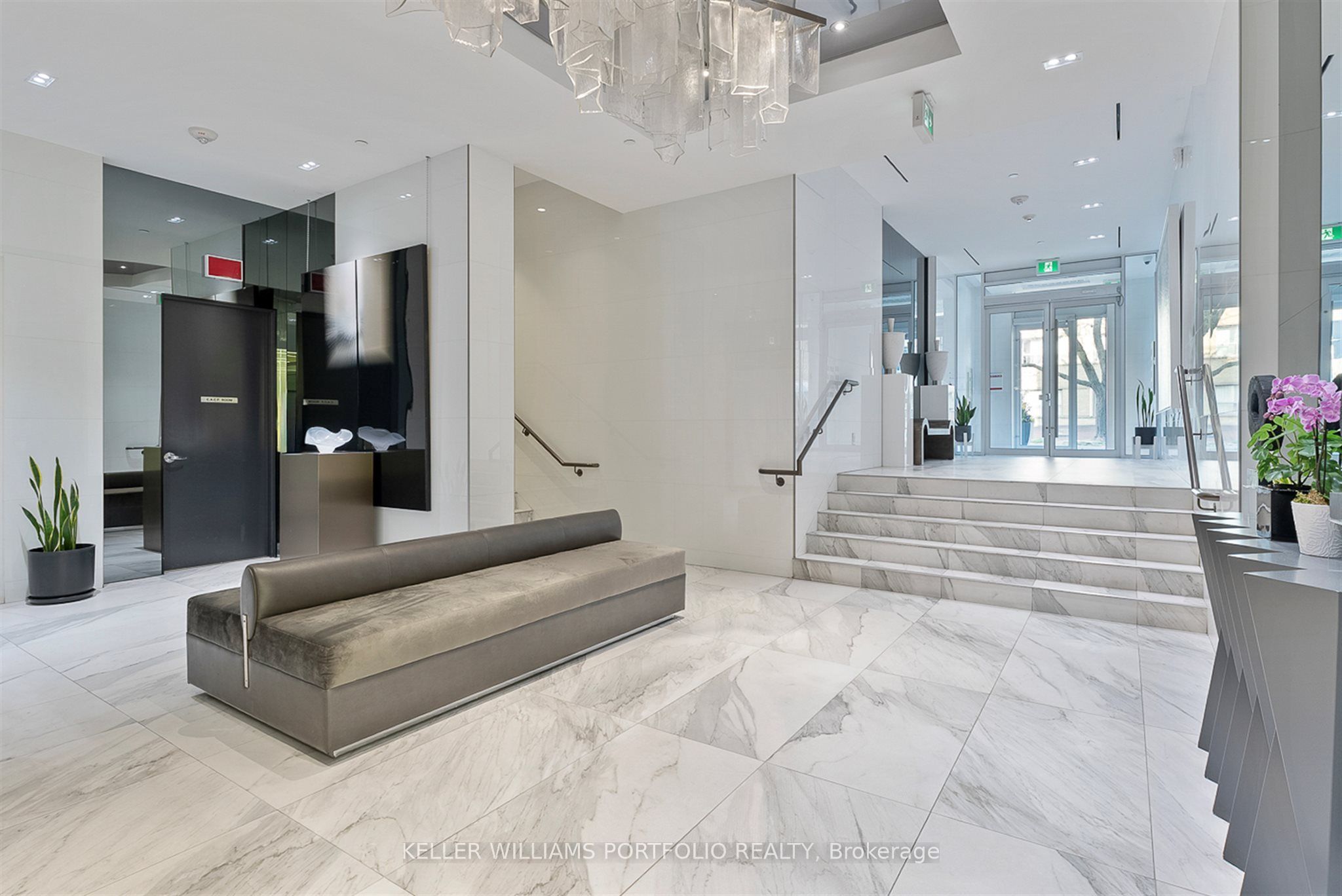 Unit 516 - 6 Parkwood Avenue, Toronto 2