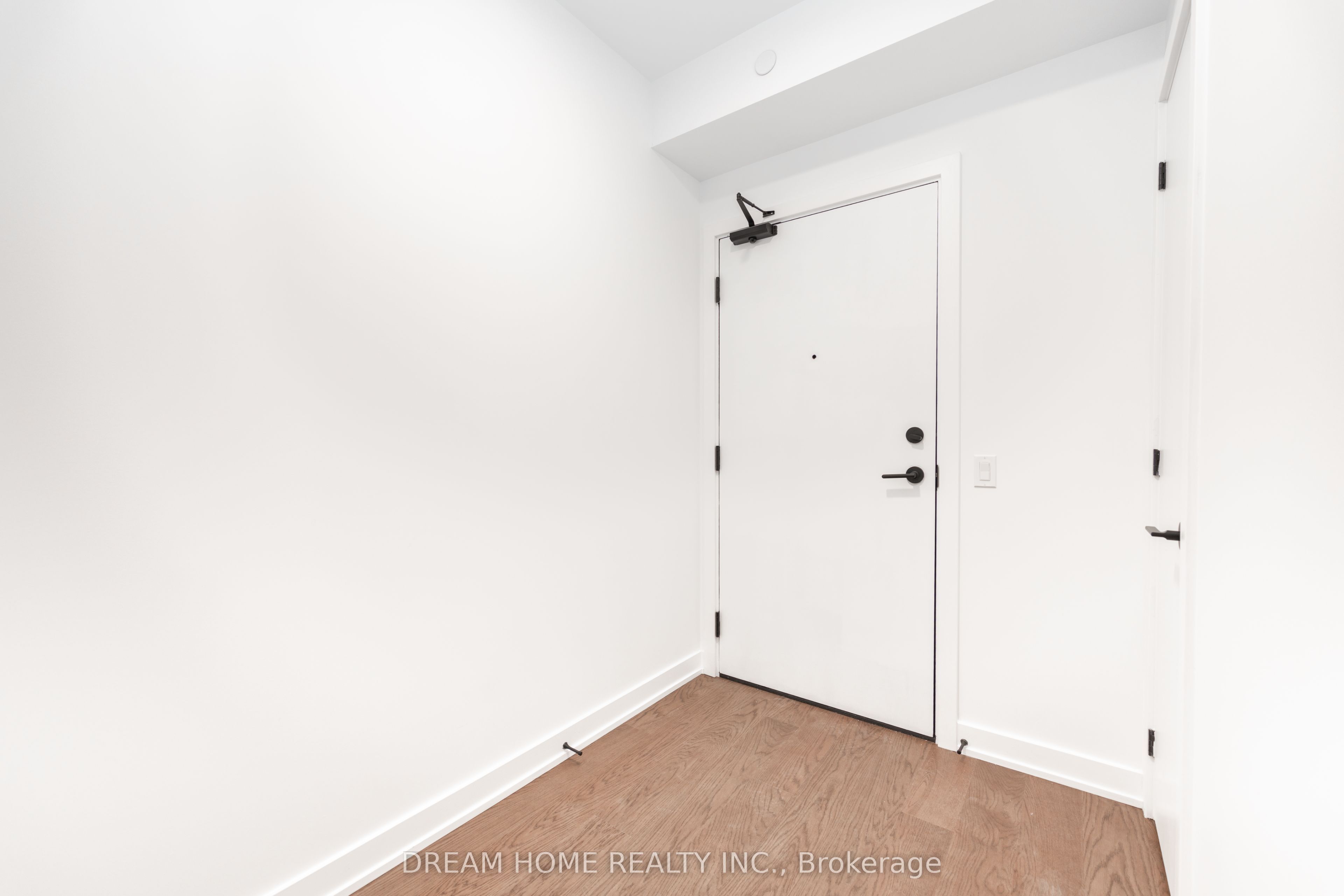 Unit 2002 - 91 Montclair Avenue, Toronto 3