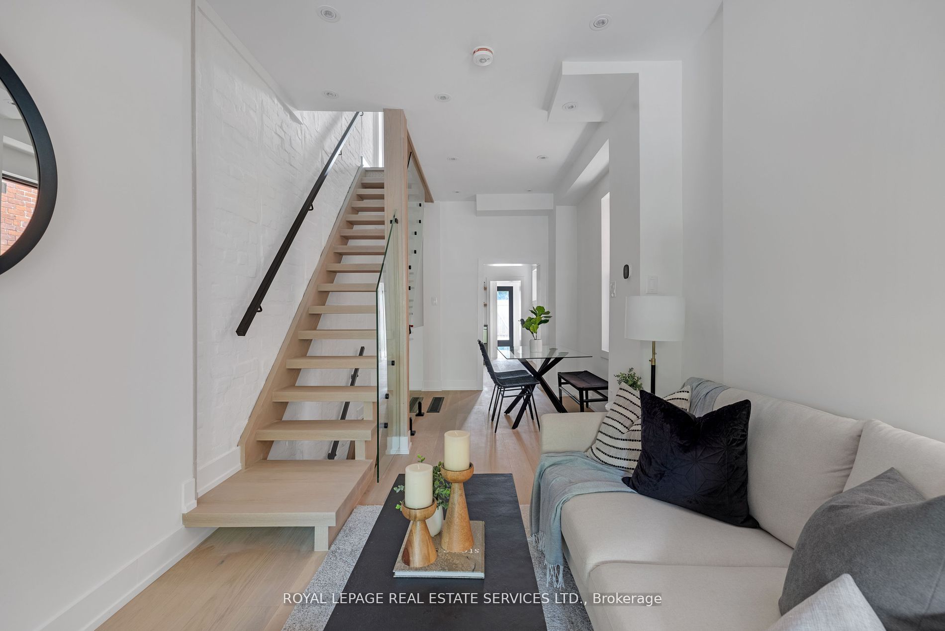 640-1-2-euclid-ave-toronto-ontario-m6g2t6-for-sale-housesigma