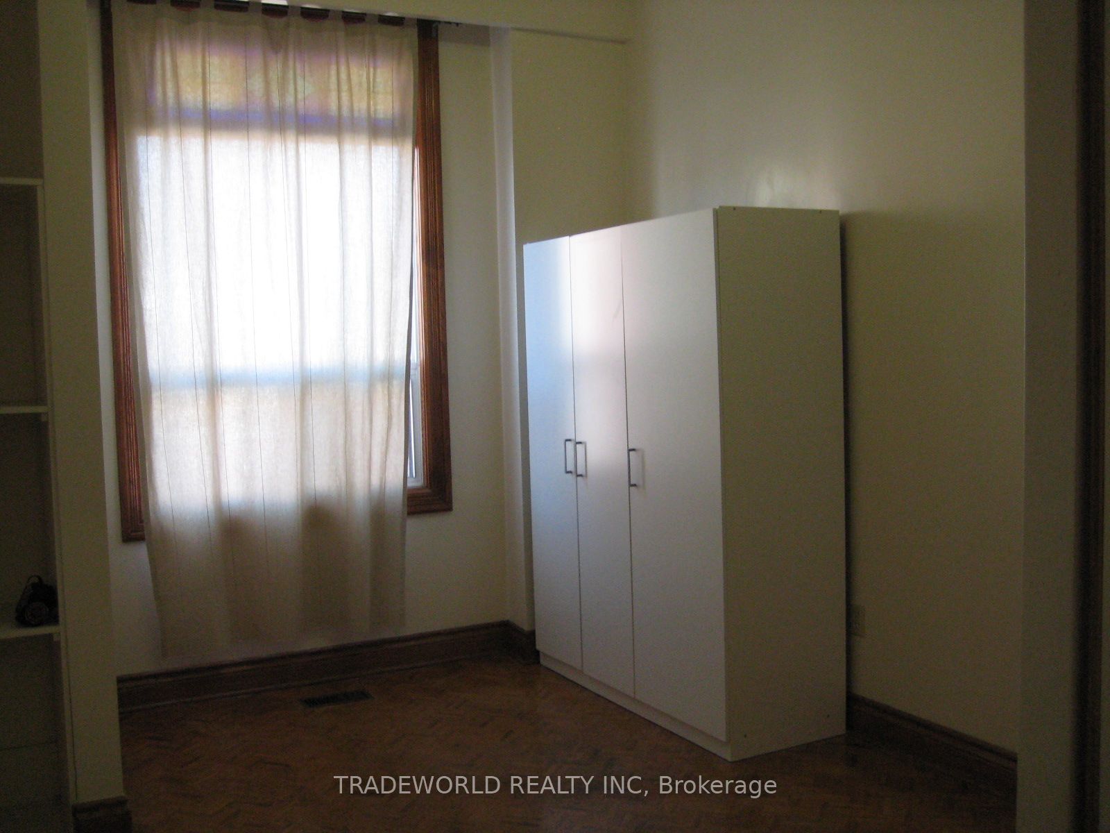 Unit Main Fl - 759 Gerrard Street E, Toronto 4