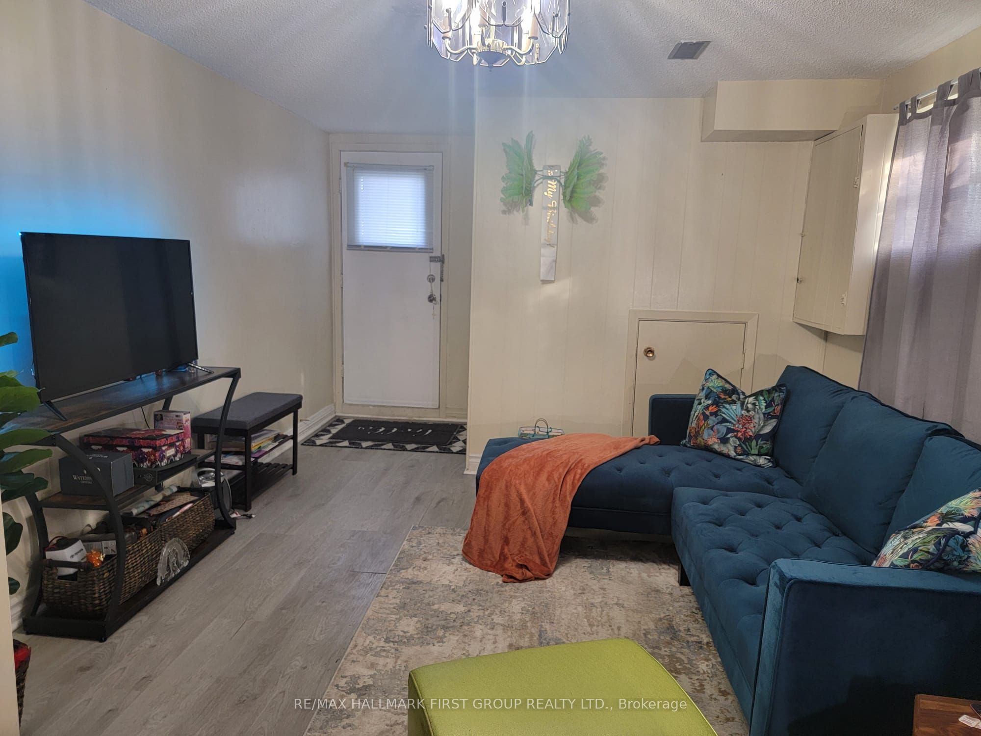 Unit Unit A - 1903 Rosefield Road, Pickering 3