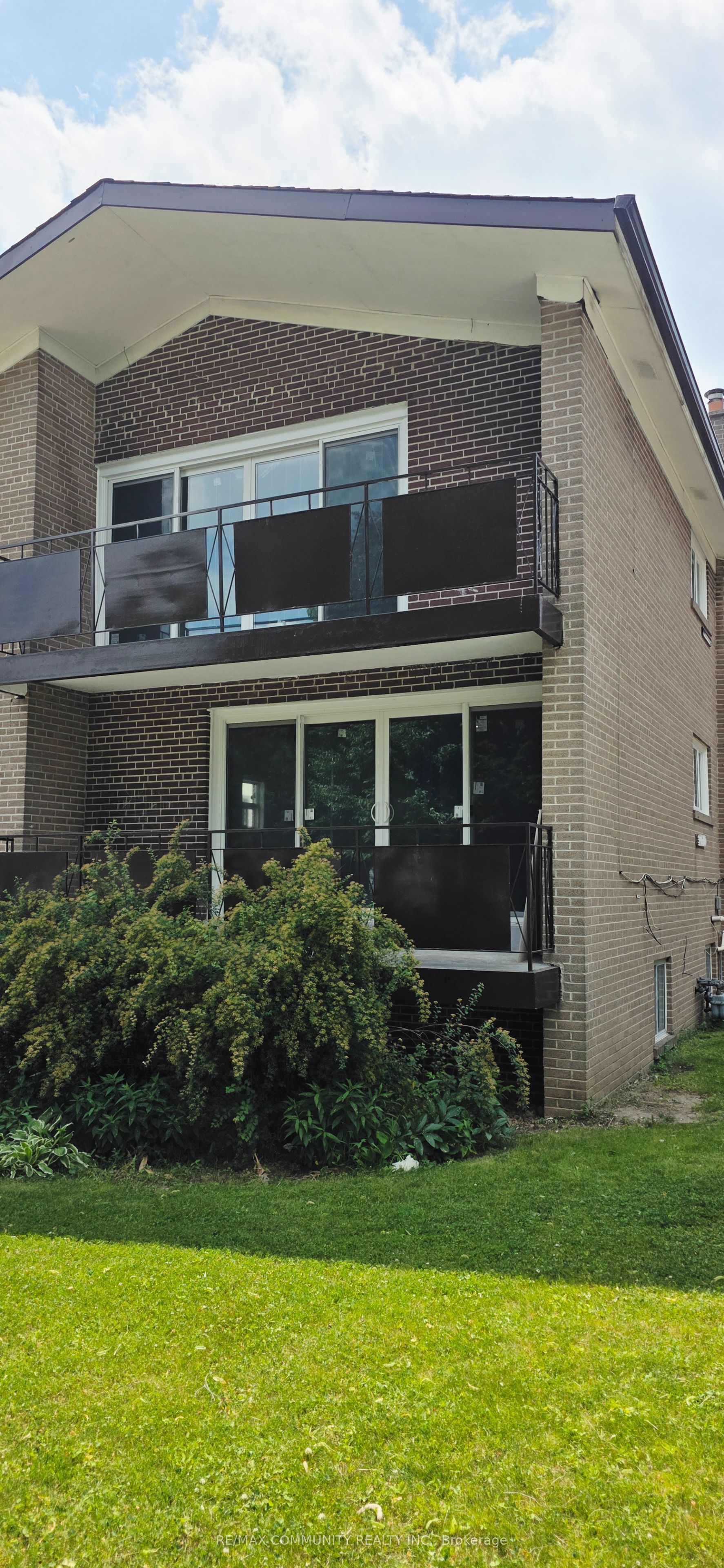 Unit 1 - 30 Canlish Road, Scarborough 2