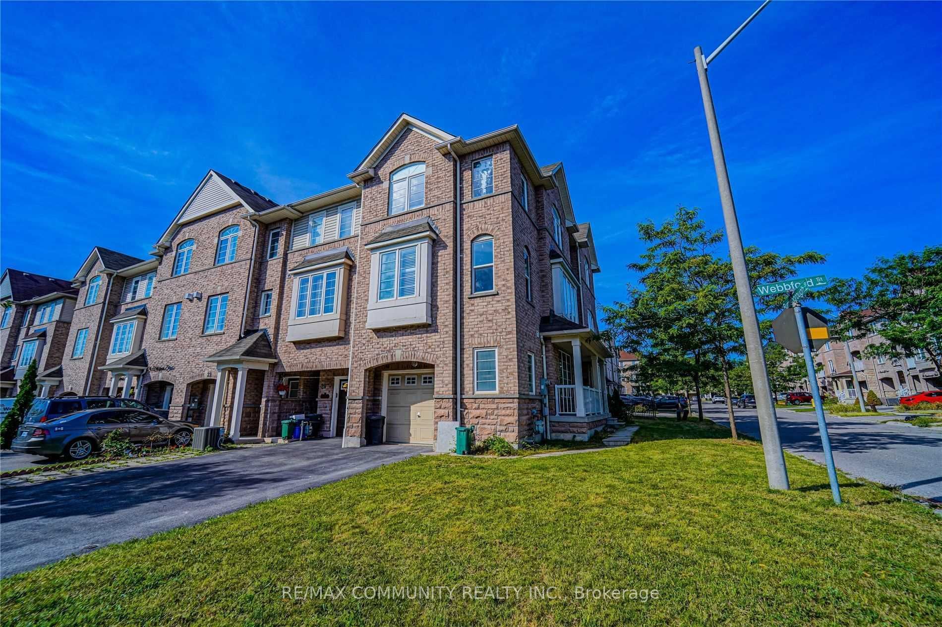 1 Burnsborough Main Street, Ajax 3