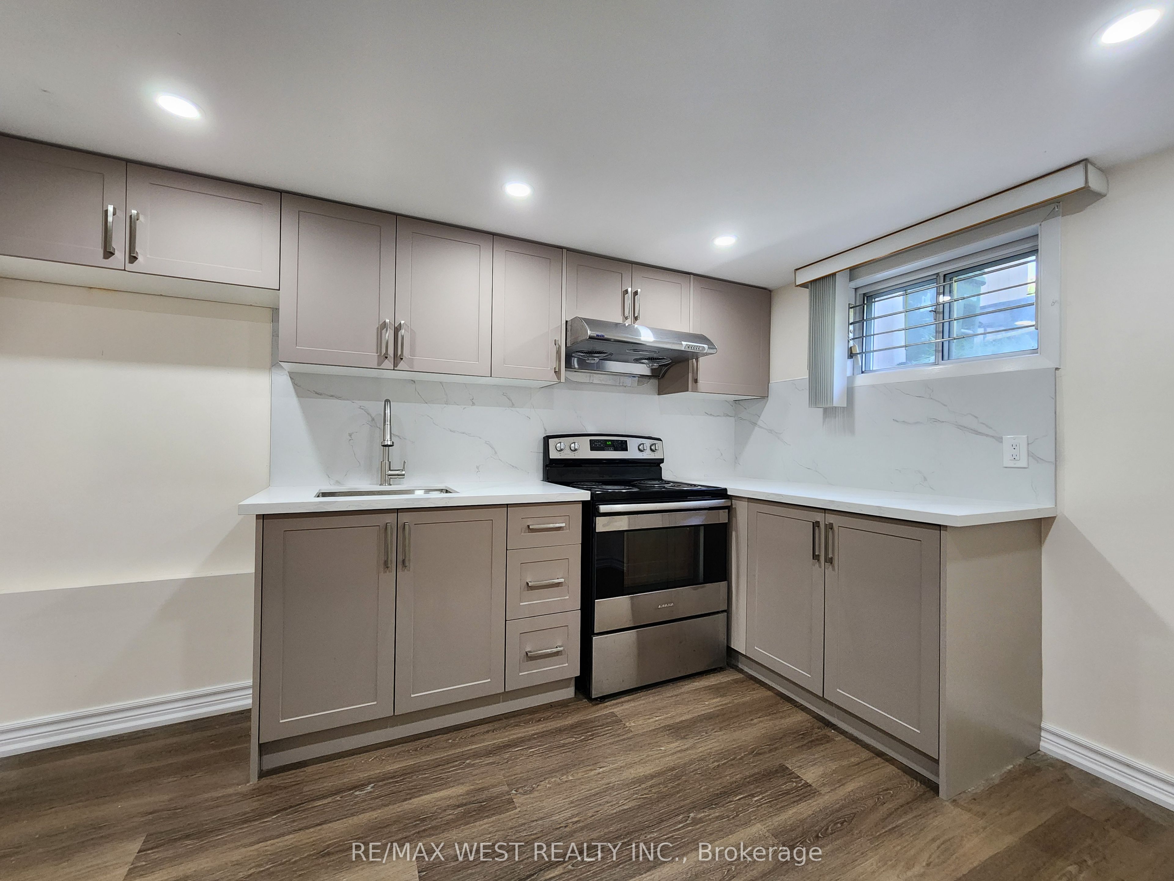 Unit Bsmt - 105 Crocus Drive, Scarborough 2