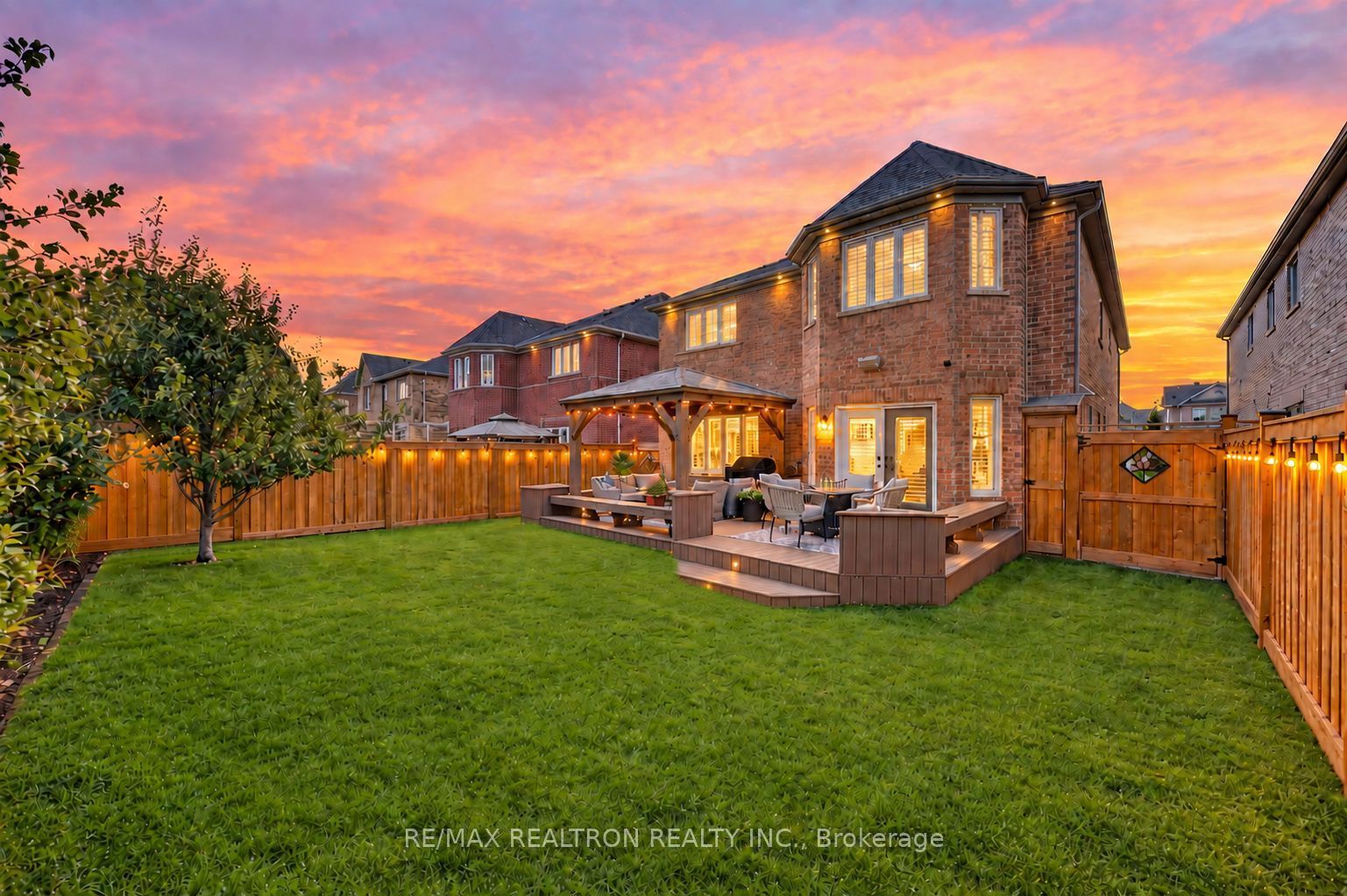 Unit 112 - 200 Mclevin Avenue, Scarborough 2